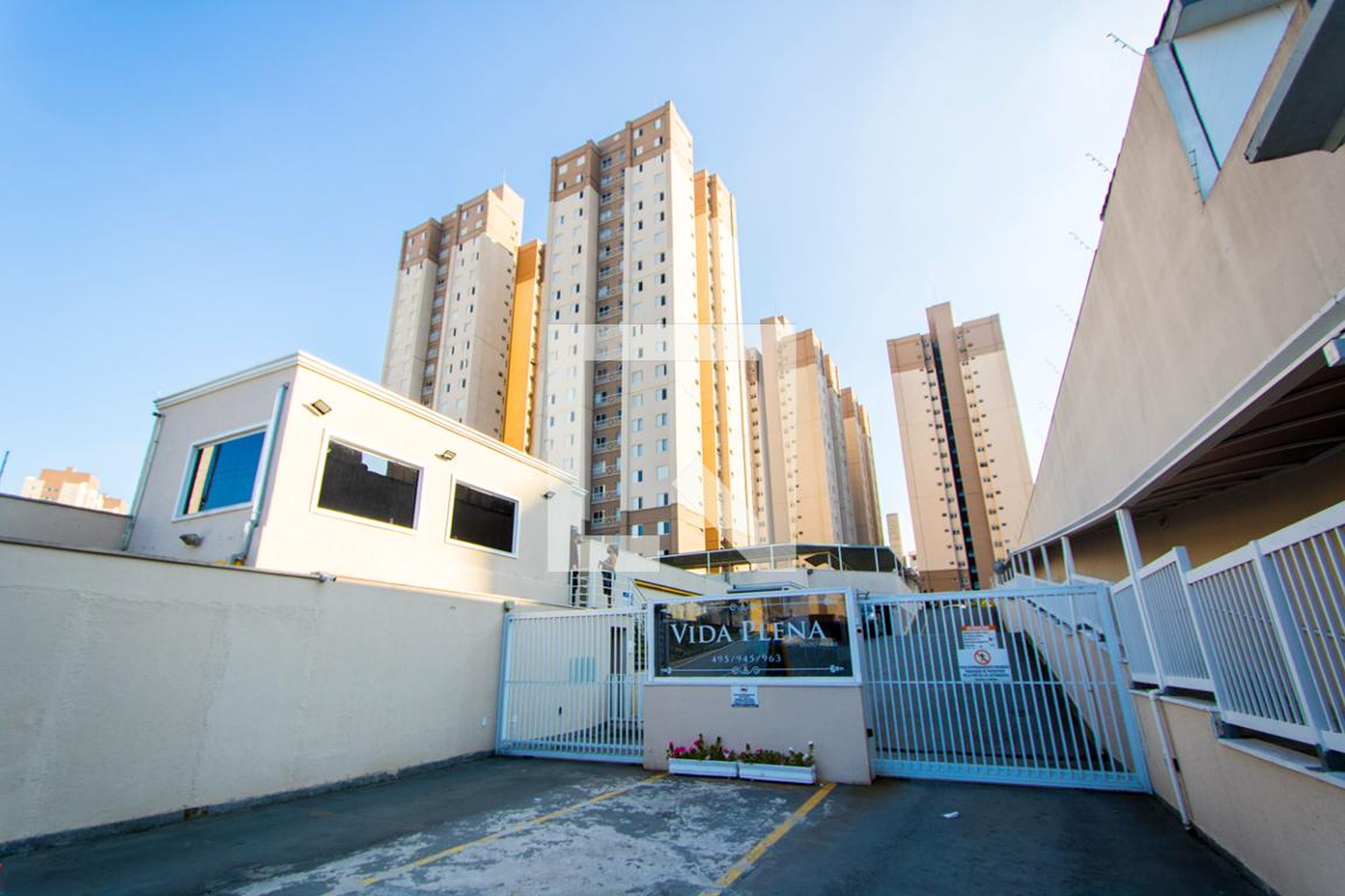 Fachada do Condomínio Condomínio Vida Plena