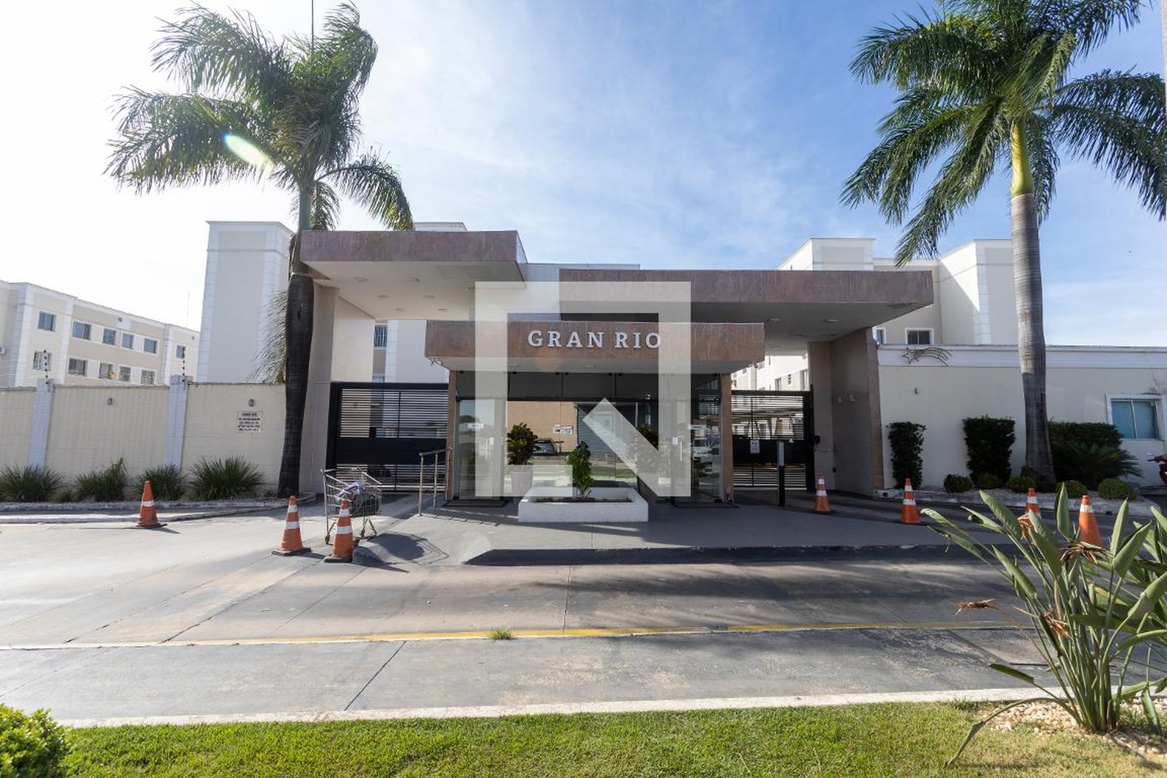 Fachada Condomínio em Avenida Interligação, 26