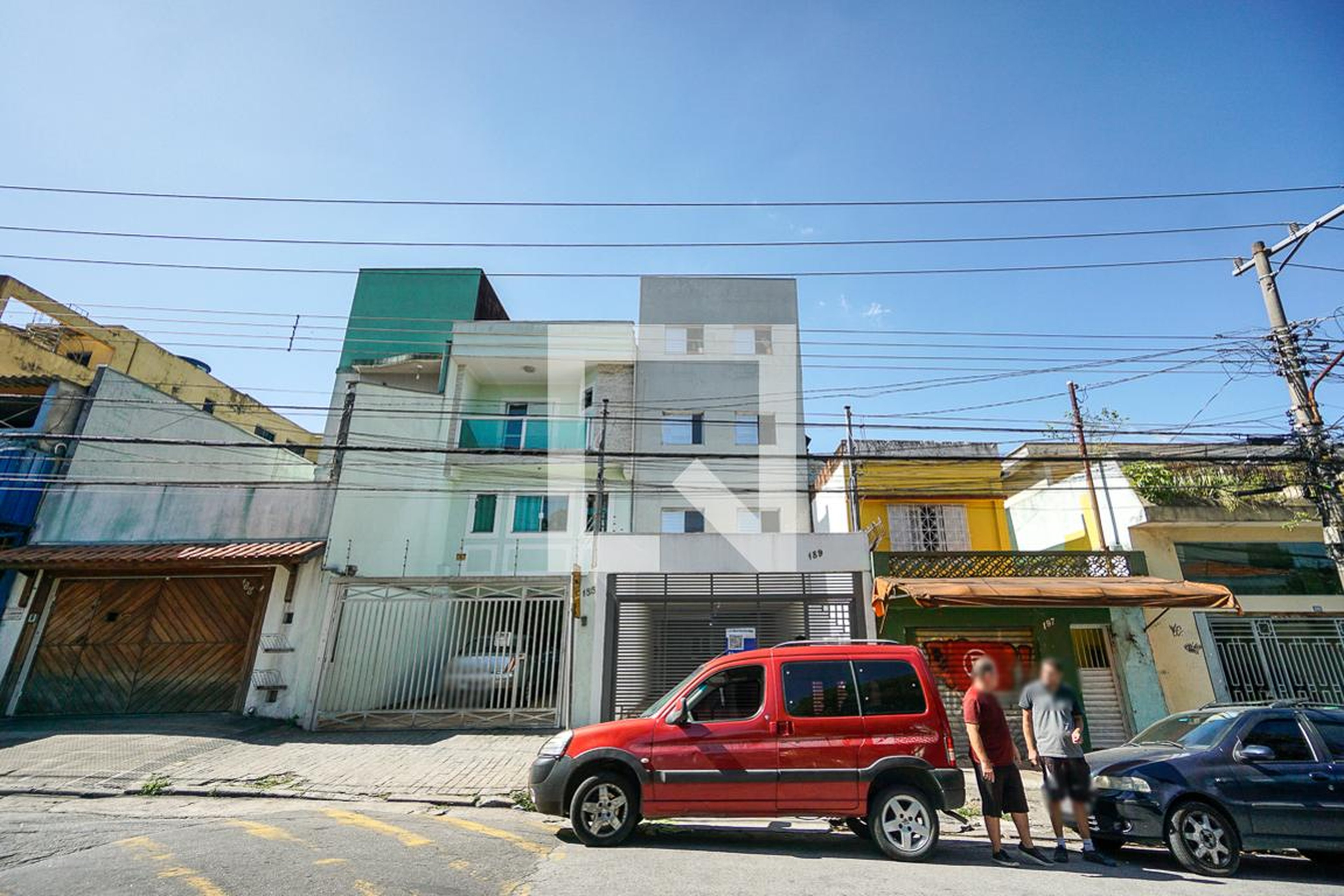 Fachada Condomínio em Rua Francisco Coimbra, 189