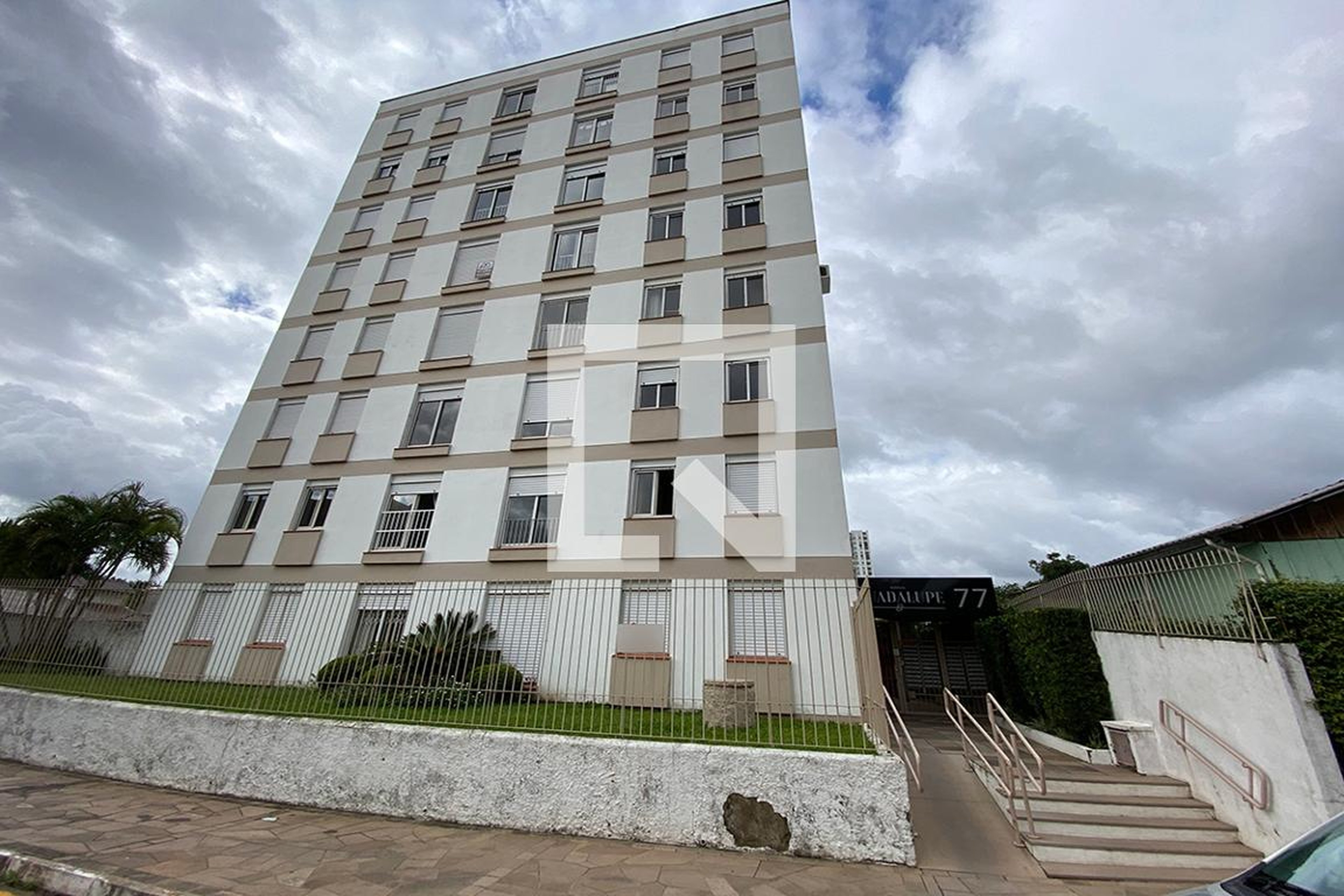Fachada do Condomínio Condomínio Guadalupe