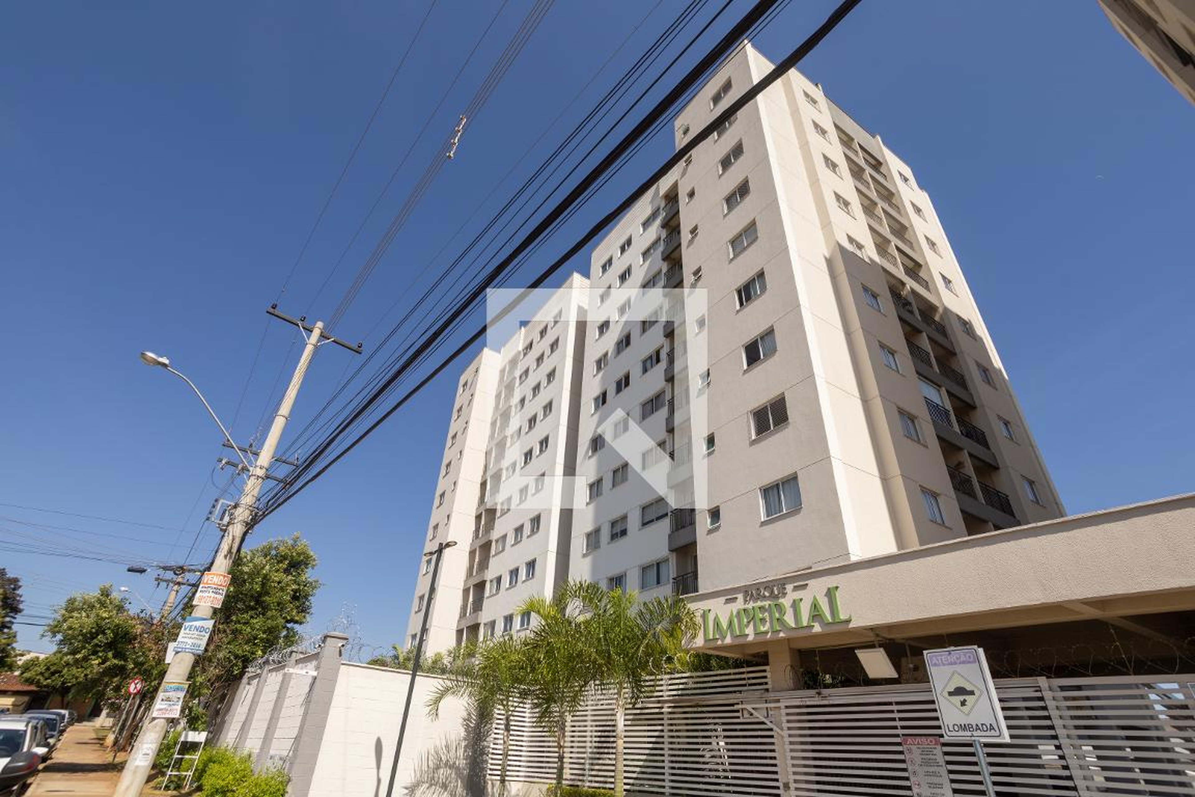 Fachada Condomínio Parque Imperial