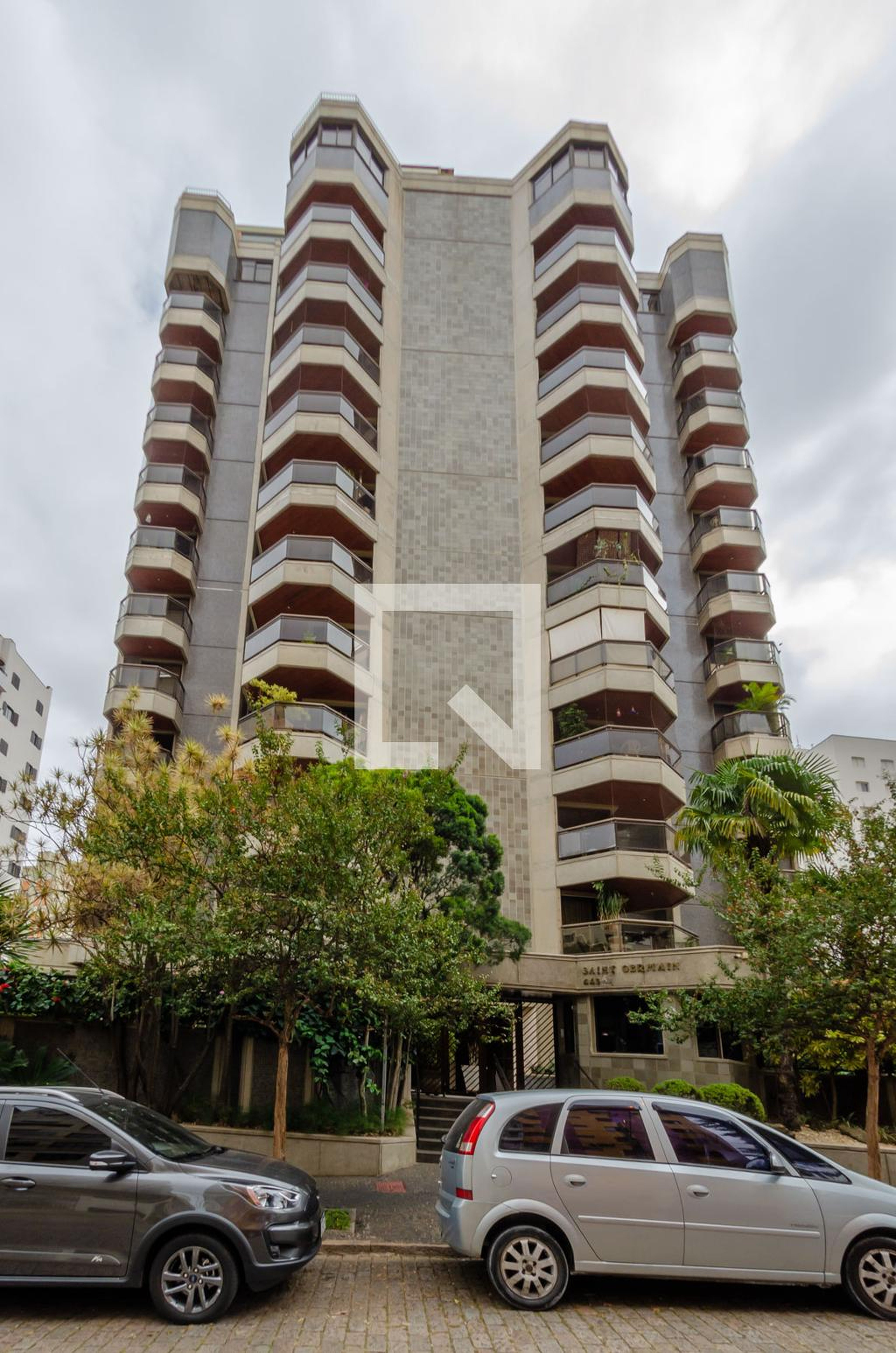 Fachada Condomínio Saint Germain