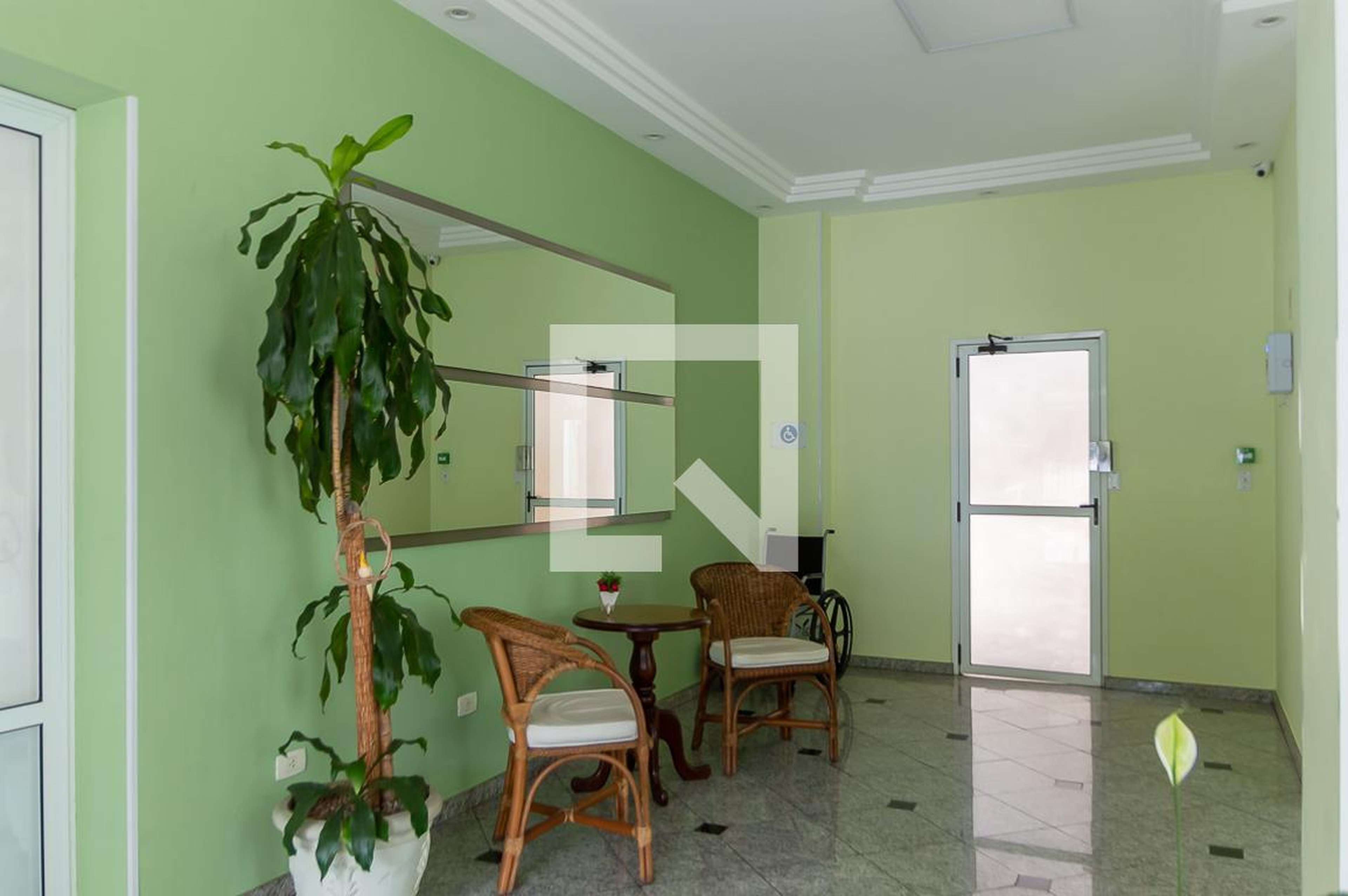 Hall social - Clemente Saburi