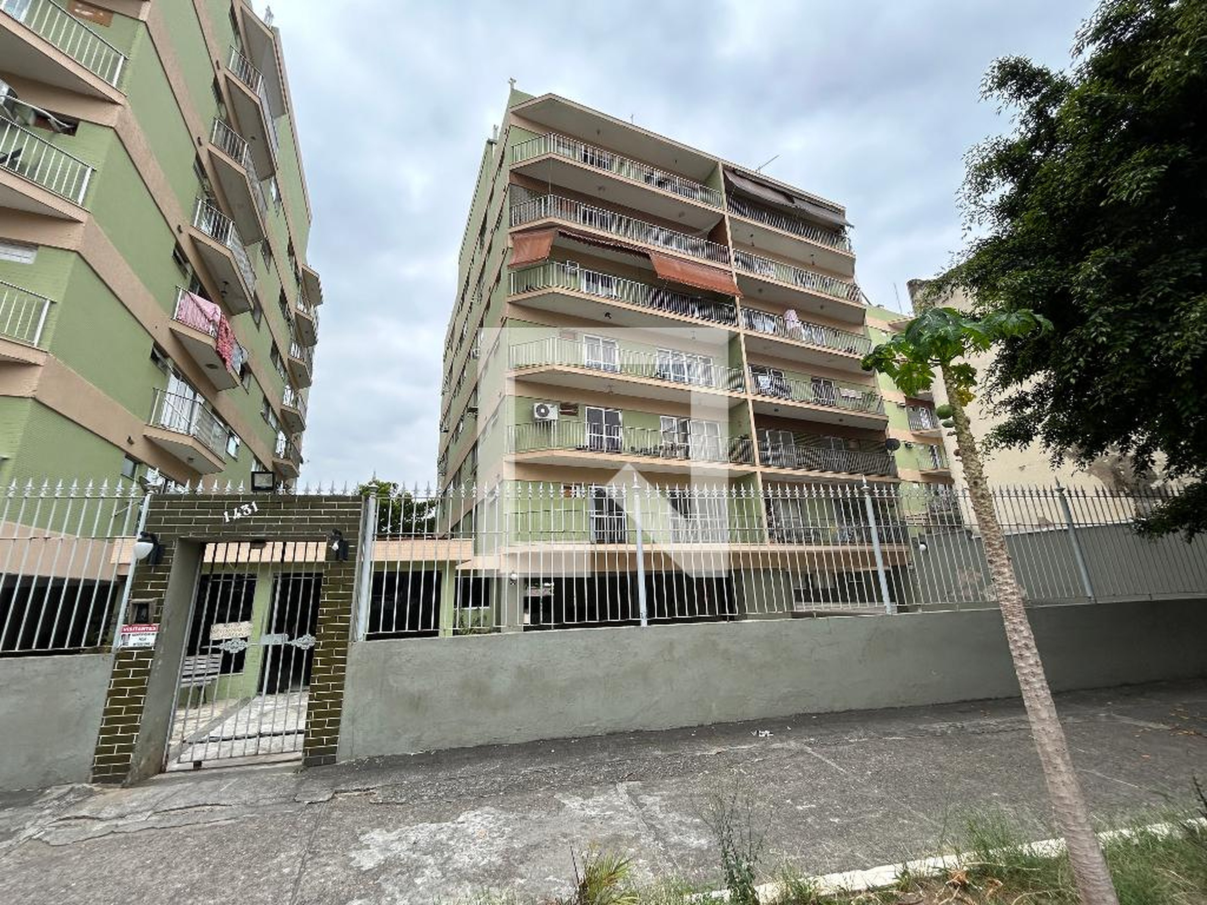 Fachada Condomínio Conjunto Residencial Tres Torres