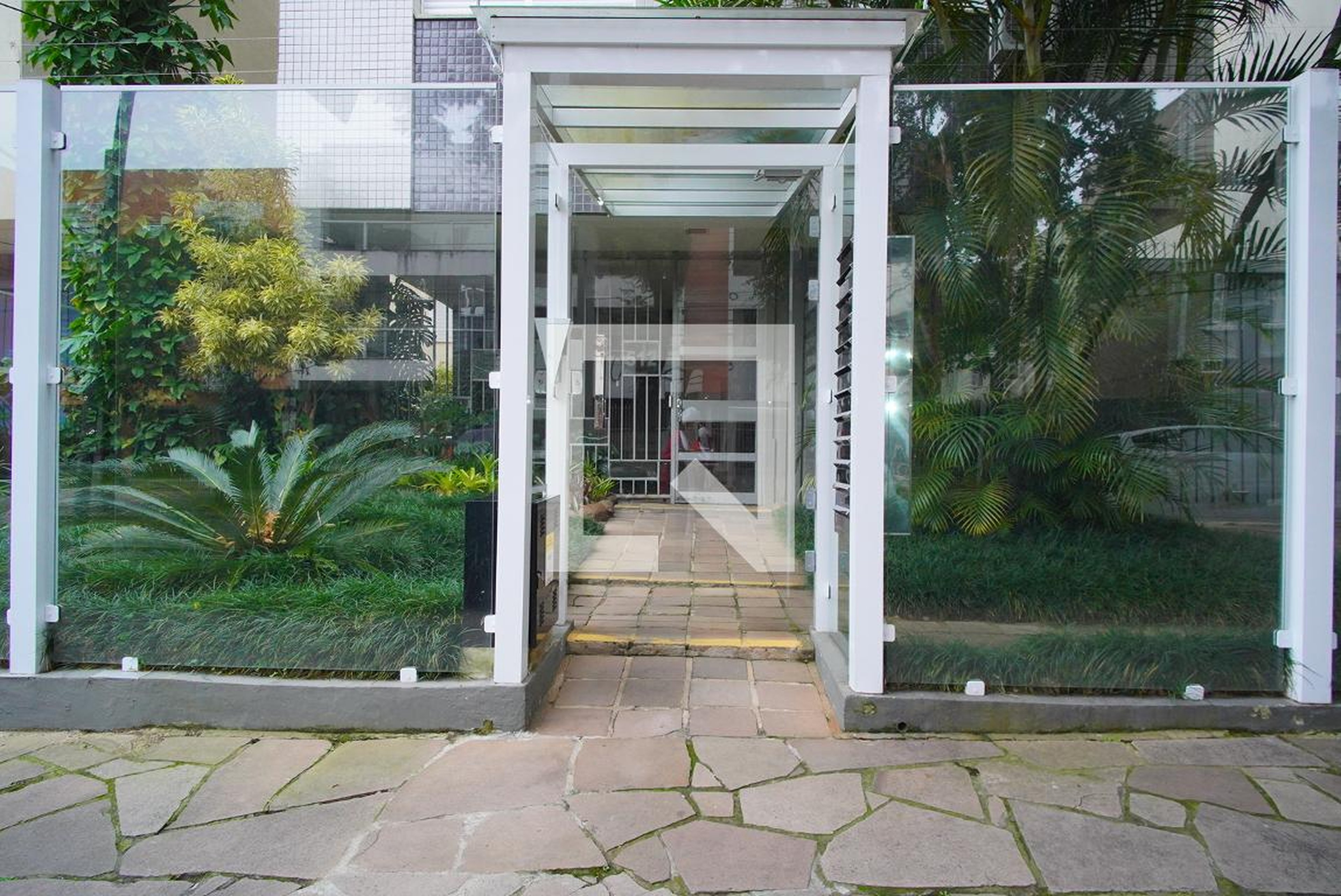 Fachada Condomínio Jardim Camila