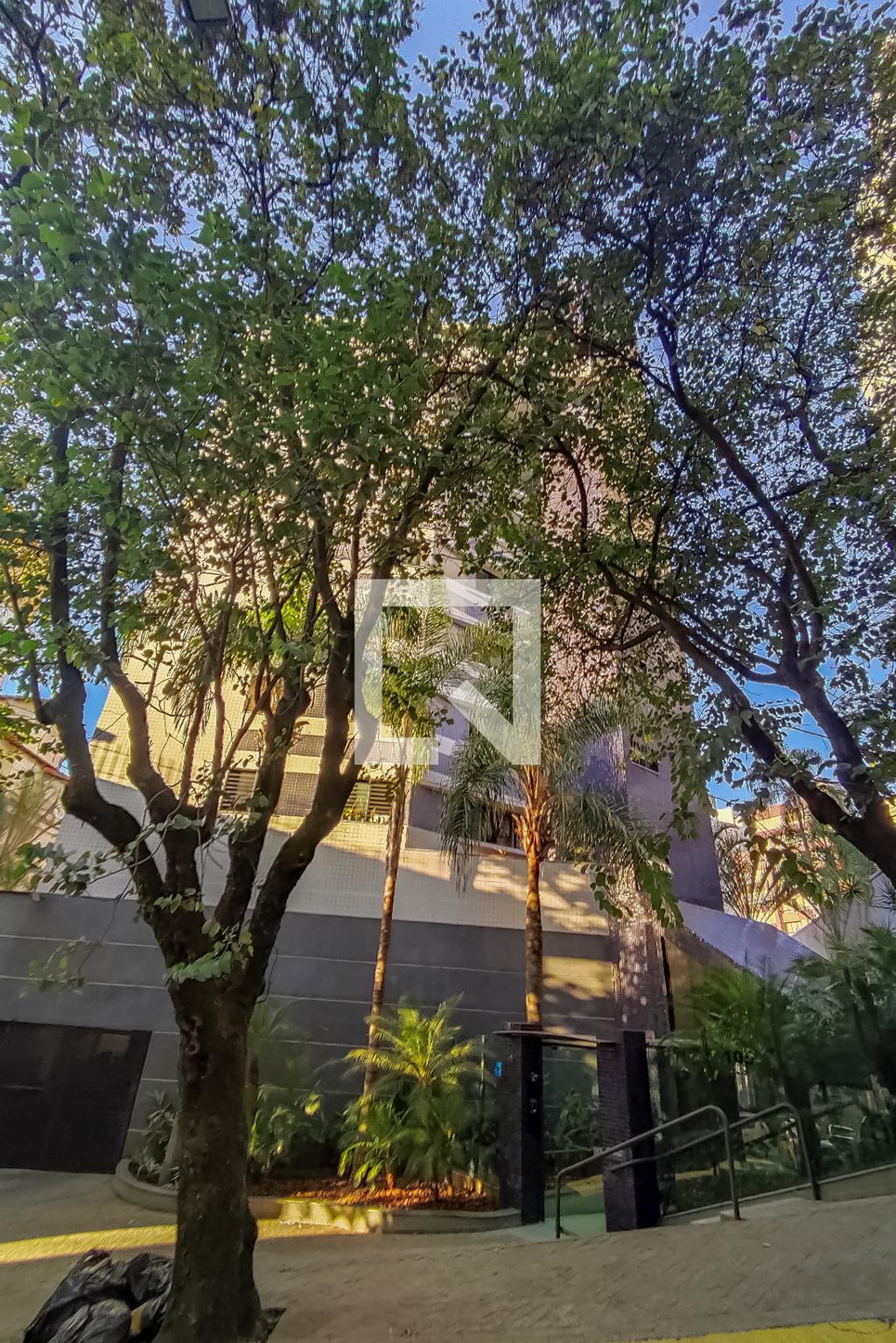 Fachada Condomínio em Rua da Groenlândia, 105