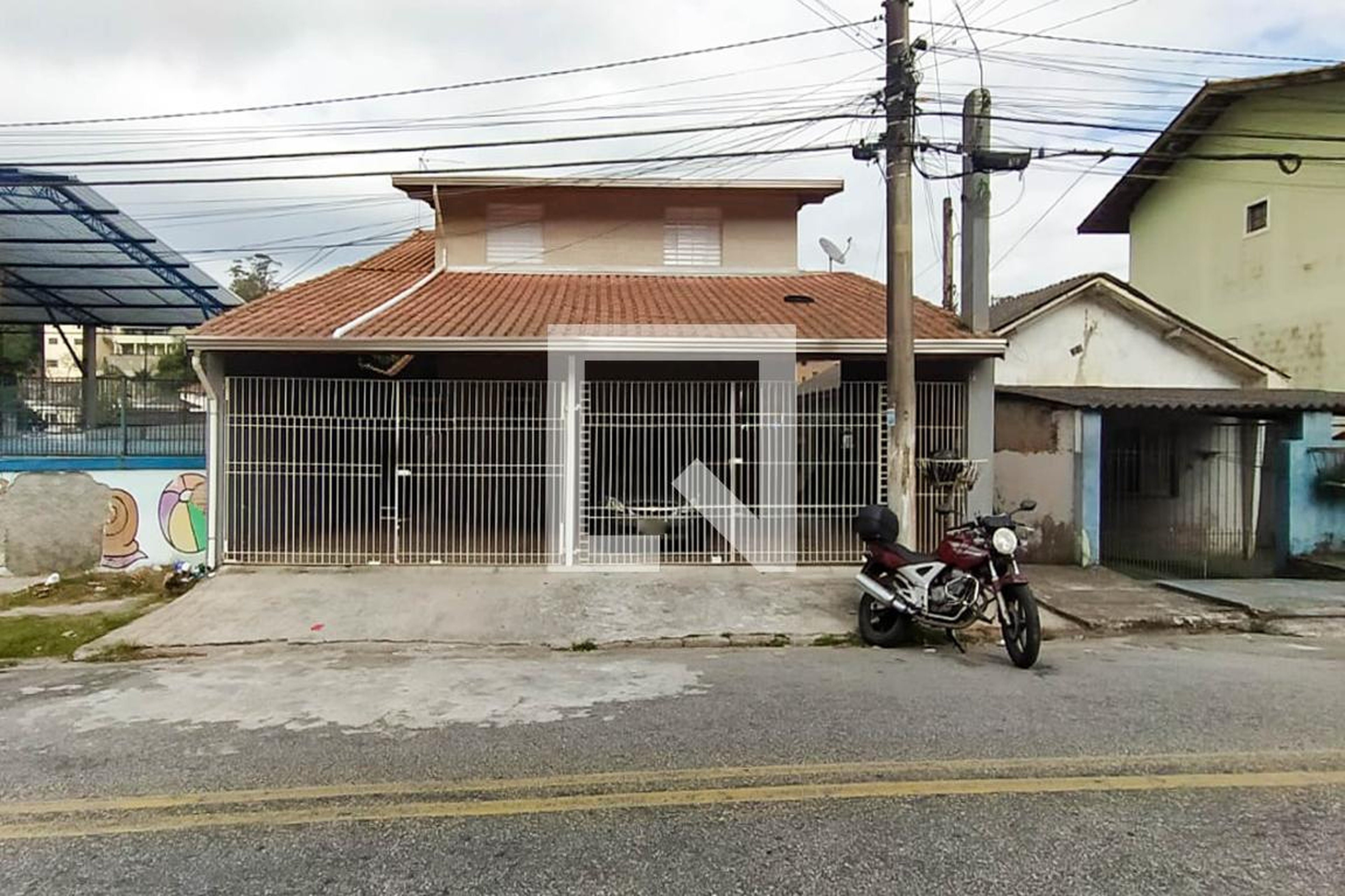 Fachada Condomínio em Rua Boa Sorte, 72