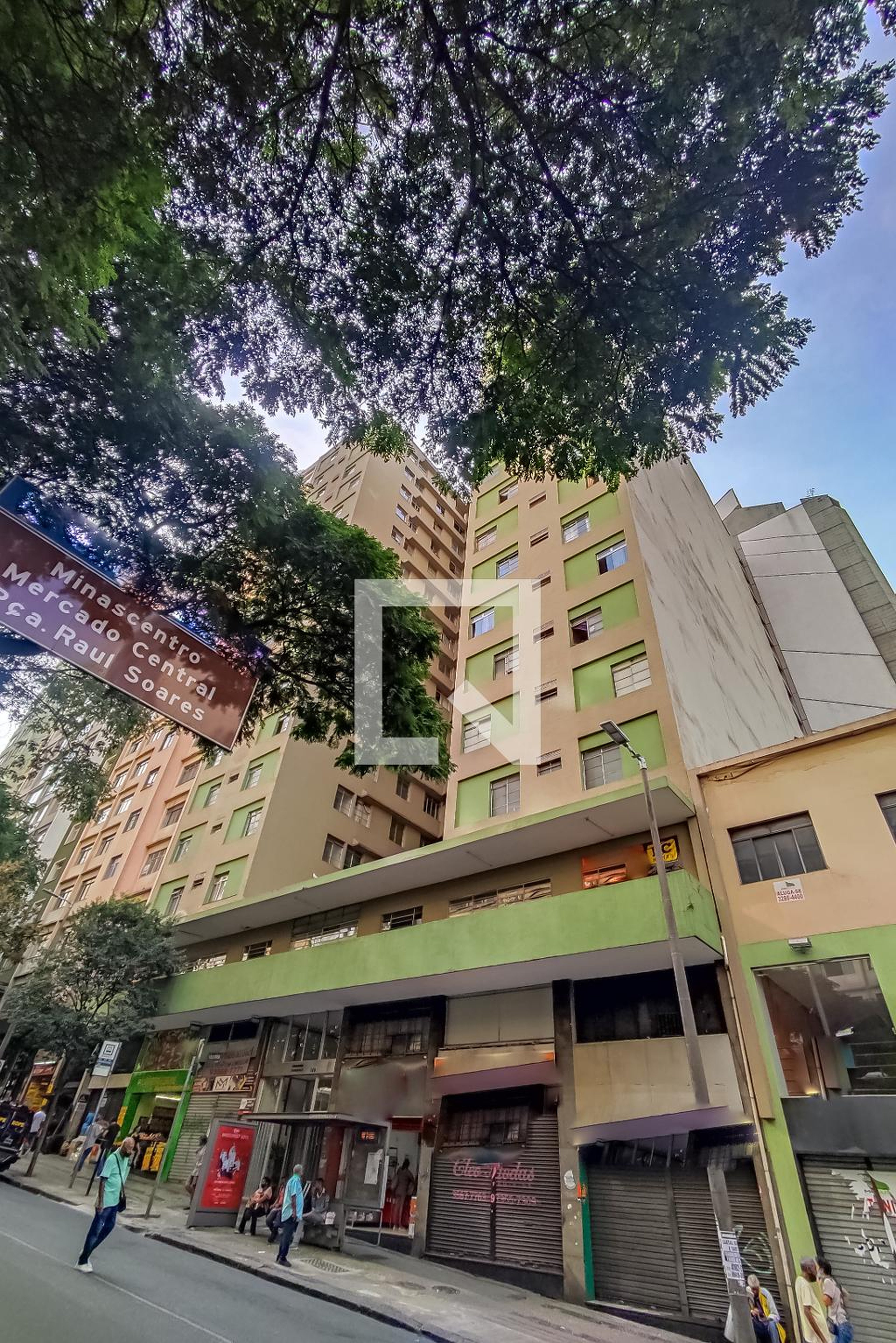 Fachada Condomínio em Avenida Augusto de Lima, 142