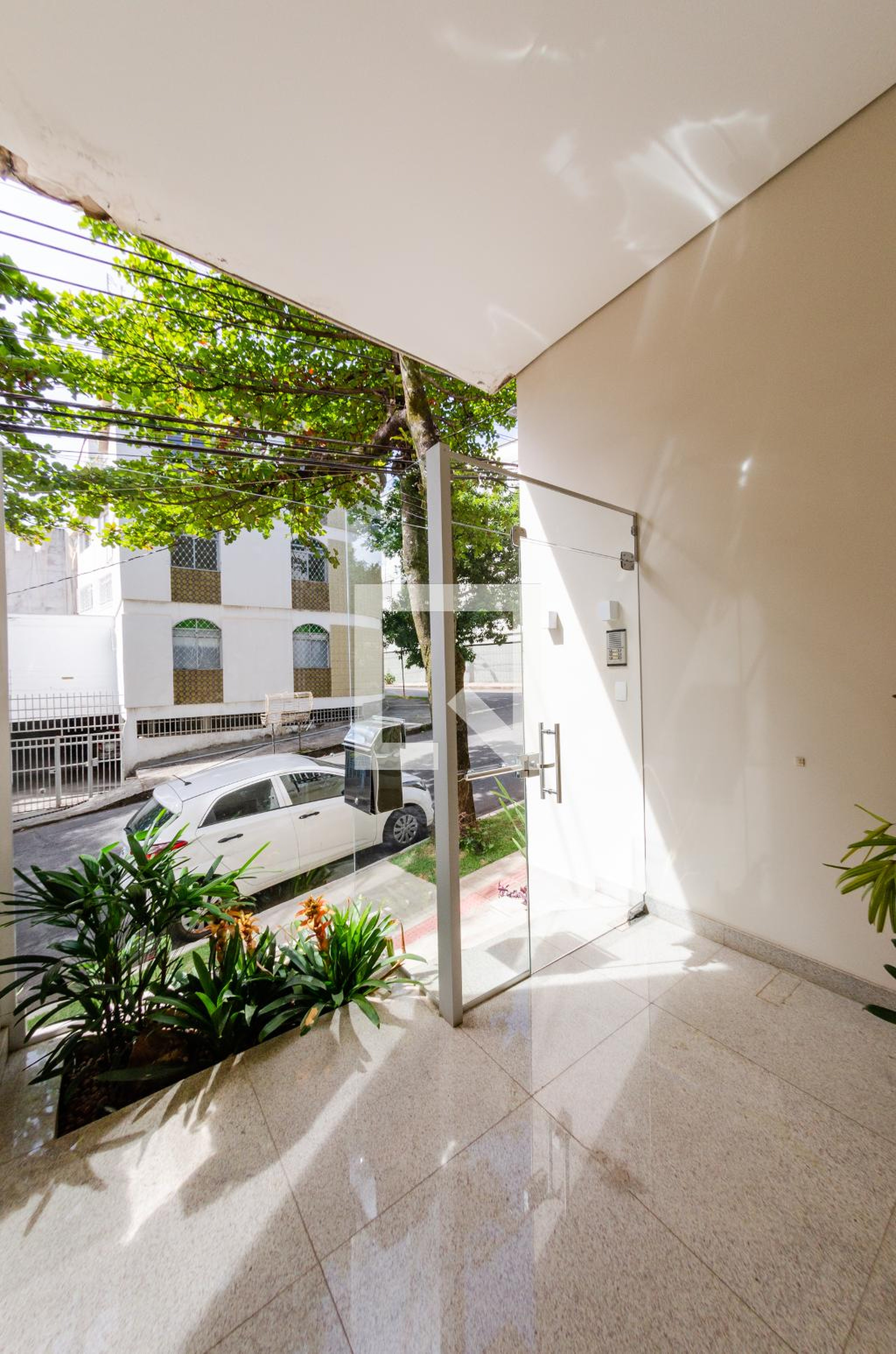 Entrada - Edifício Cristina