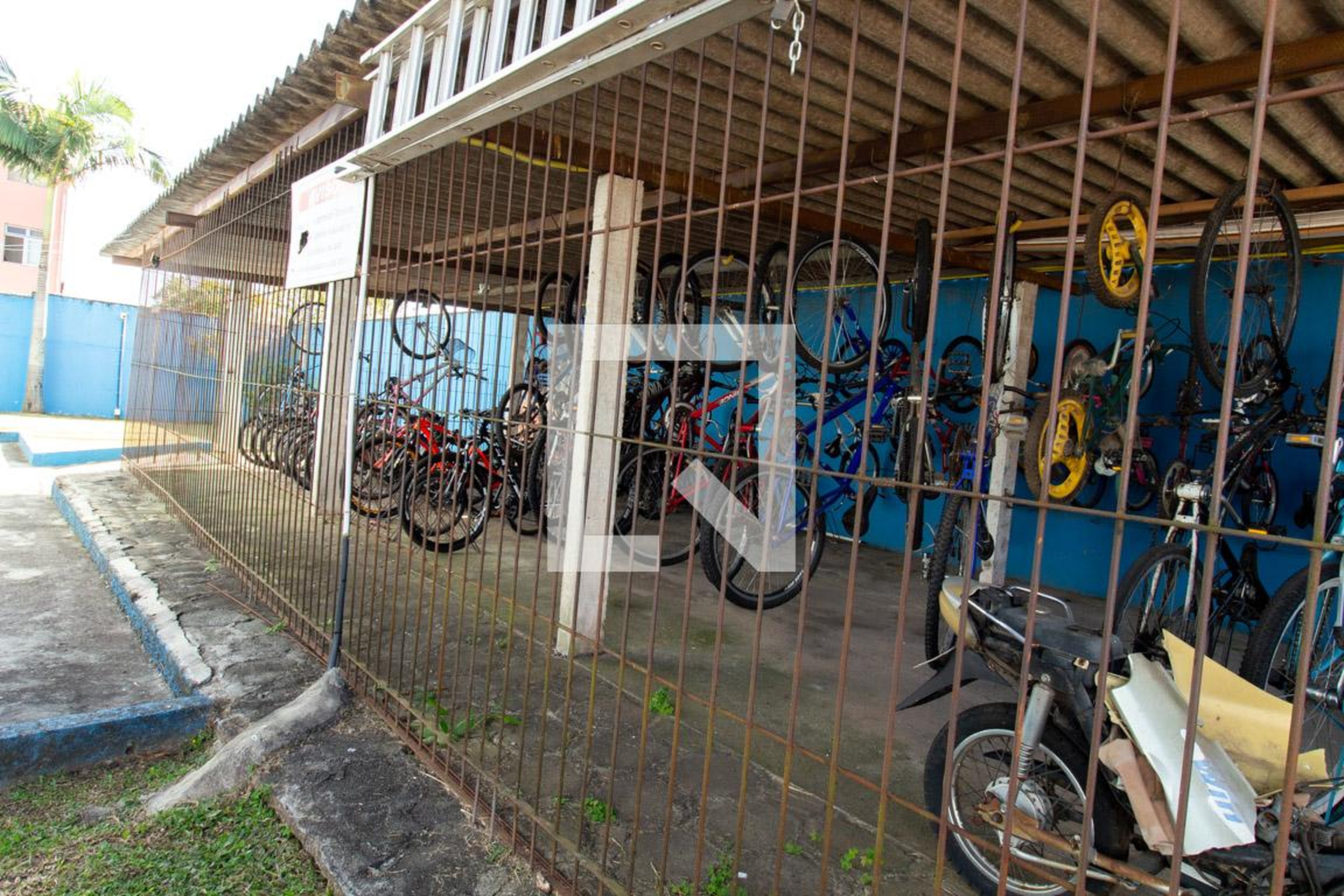 Bicicletário - Conjunto Residencial Visconde de Cairú
