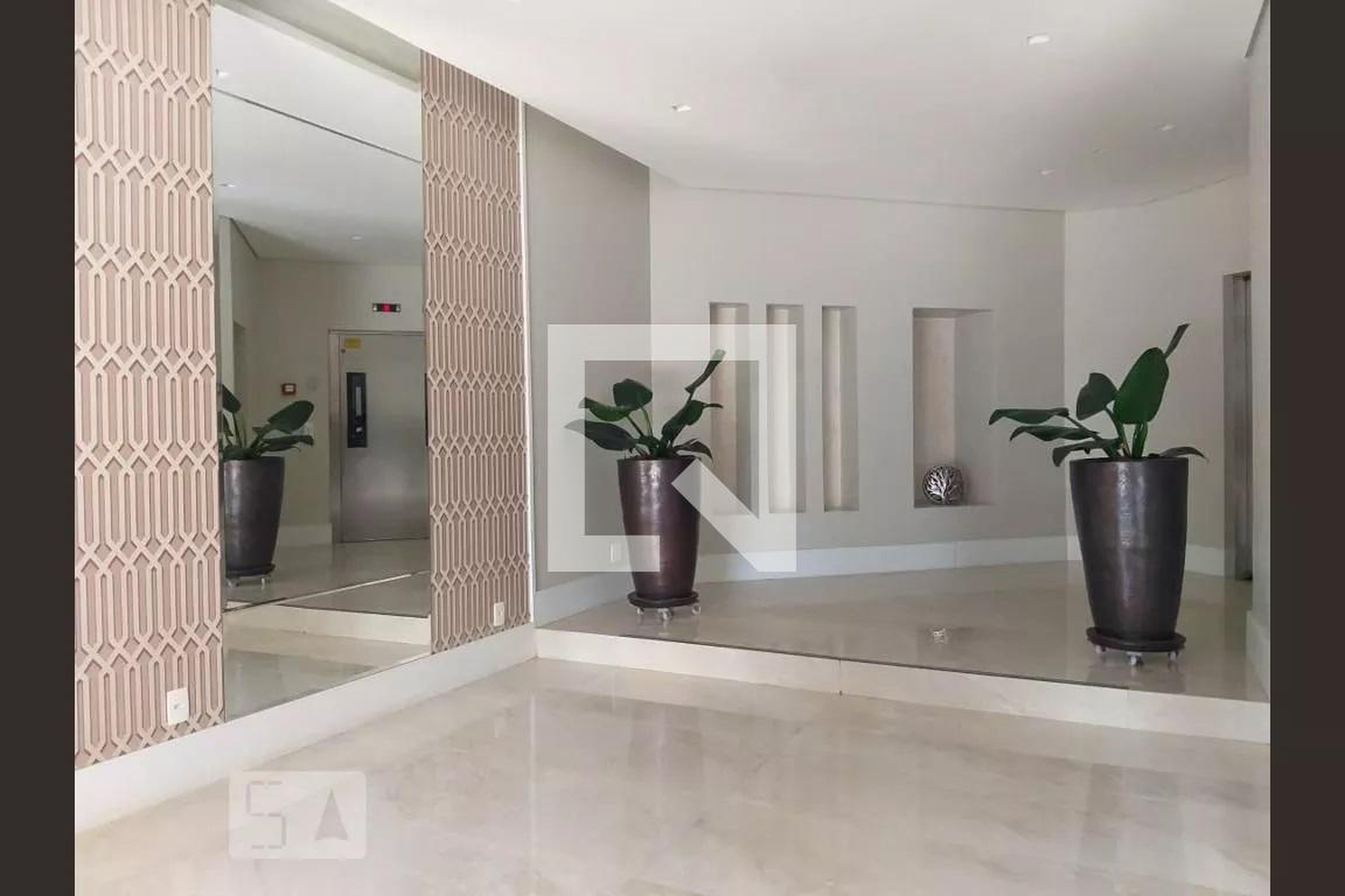 Hall - Outeiro da Glória