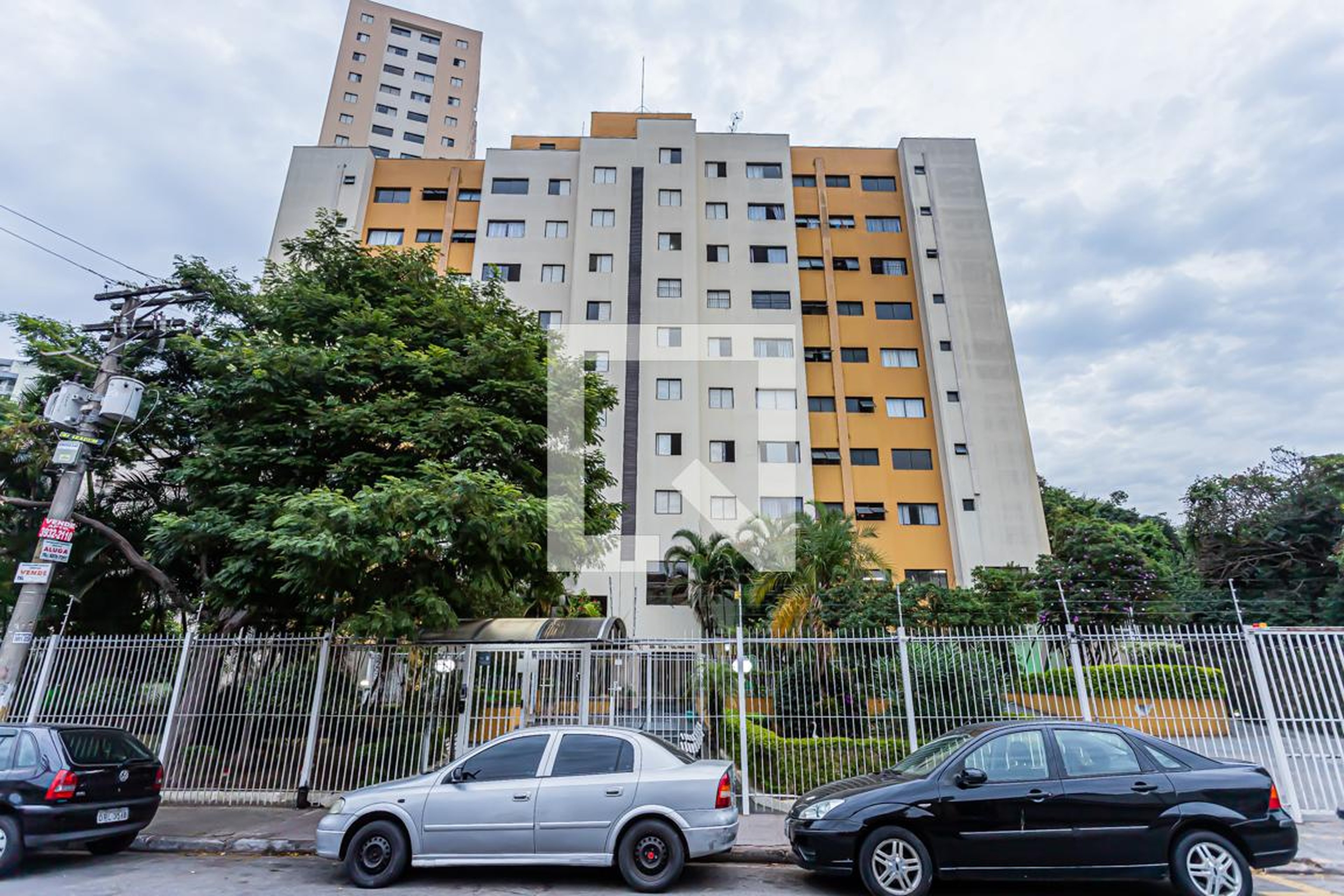 Fachada Condomínio em Rua Brigadeiro Henrique Fontenelle, 165