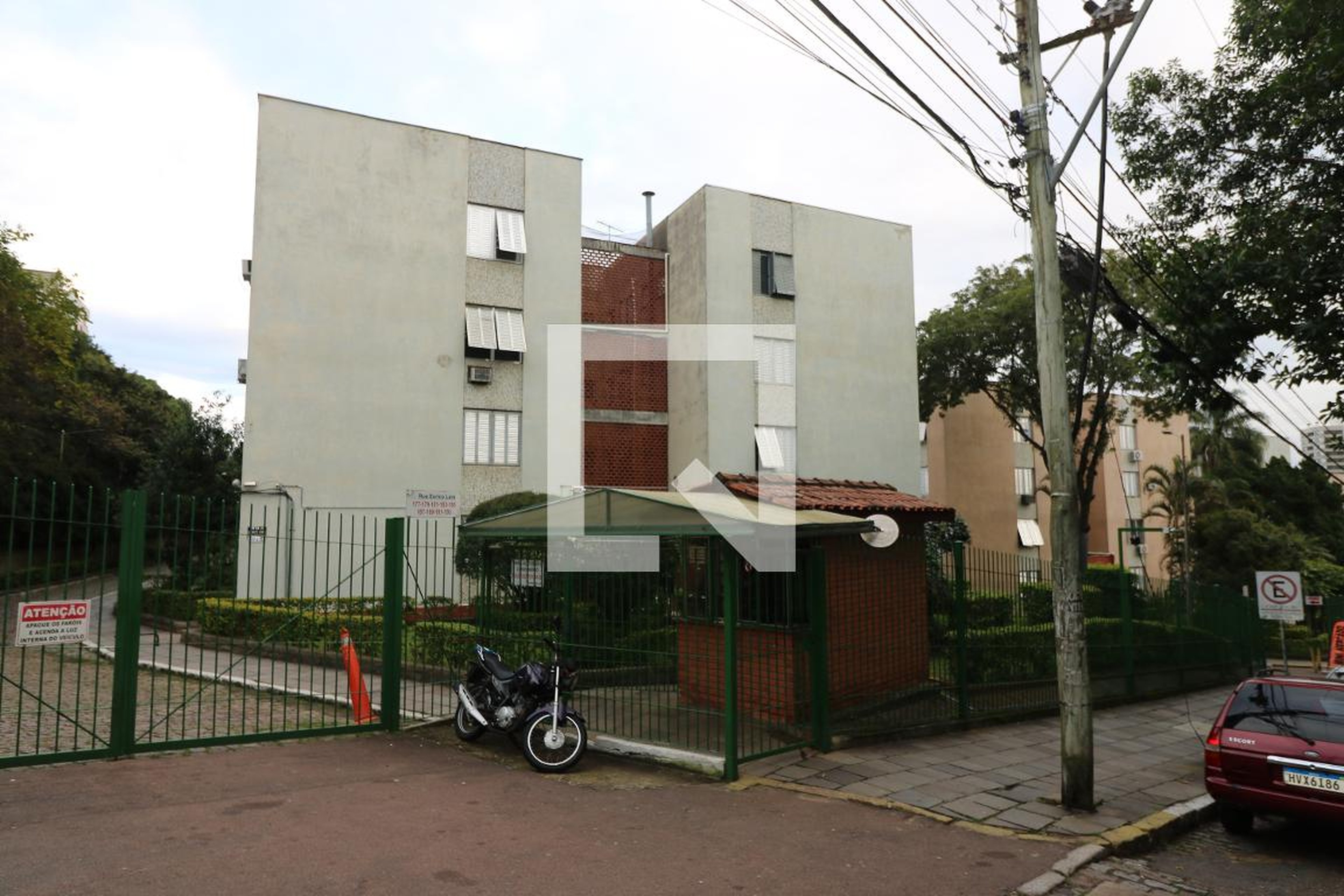 Fachada do Condomínio Condomínio em Rua Euríco Lara, 179