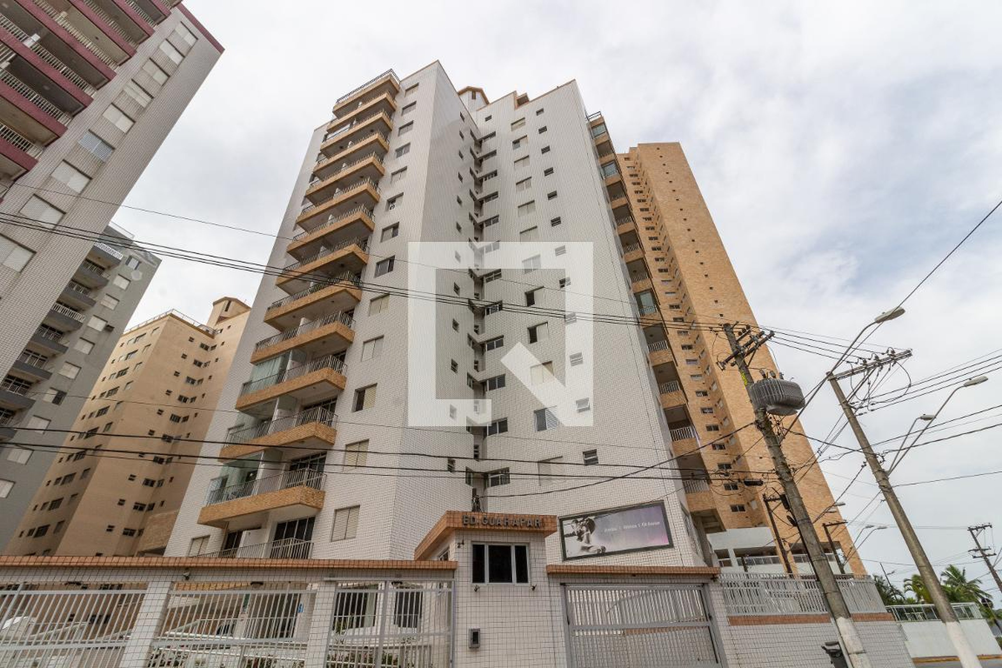 Fachada Condomínio em Avenida Guilhermina, 56