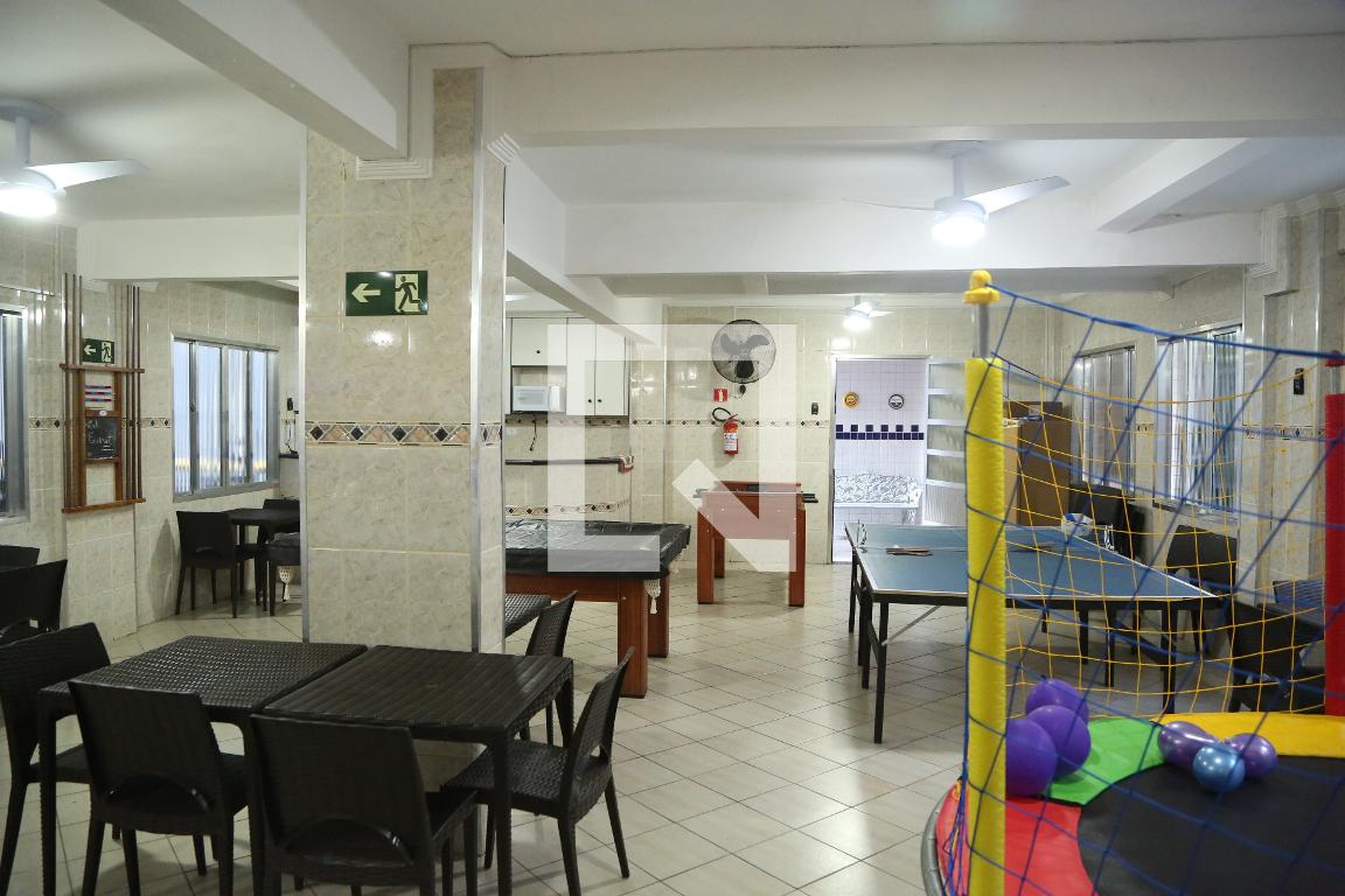 Sala de Jogos - Everest