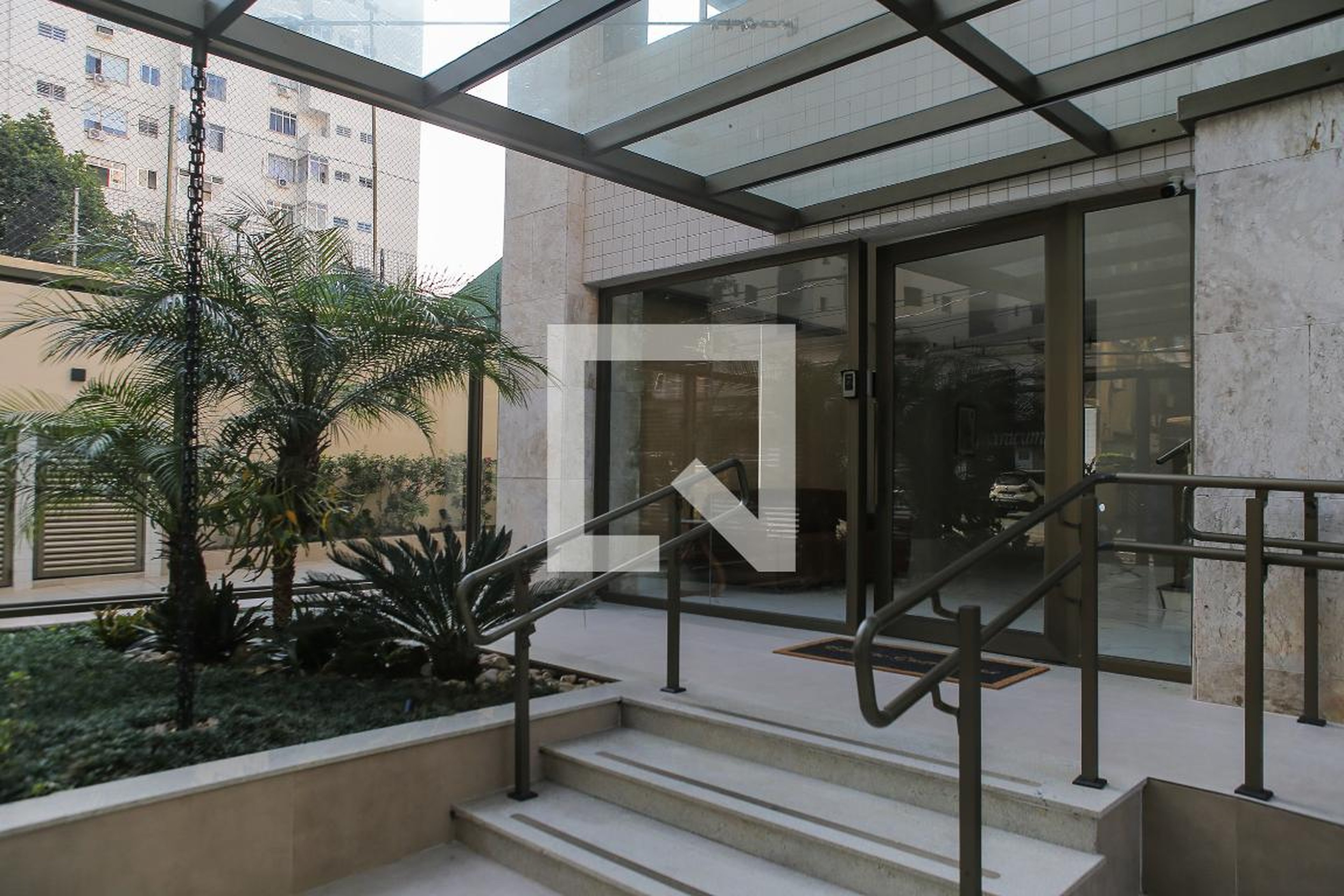 Entrada - Edifício Guaracuma