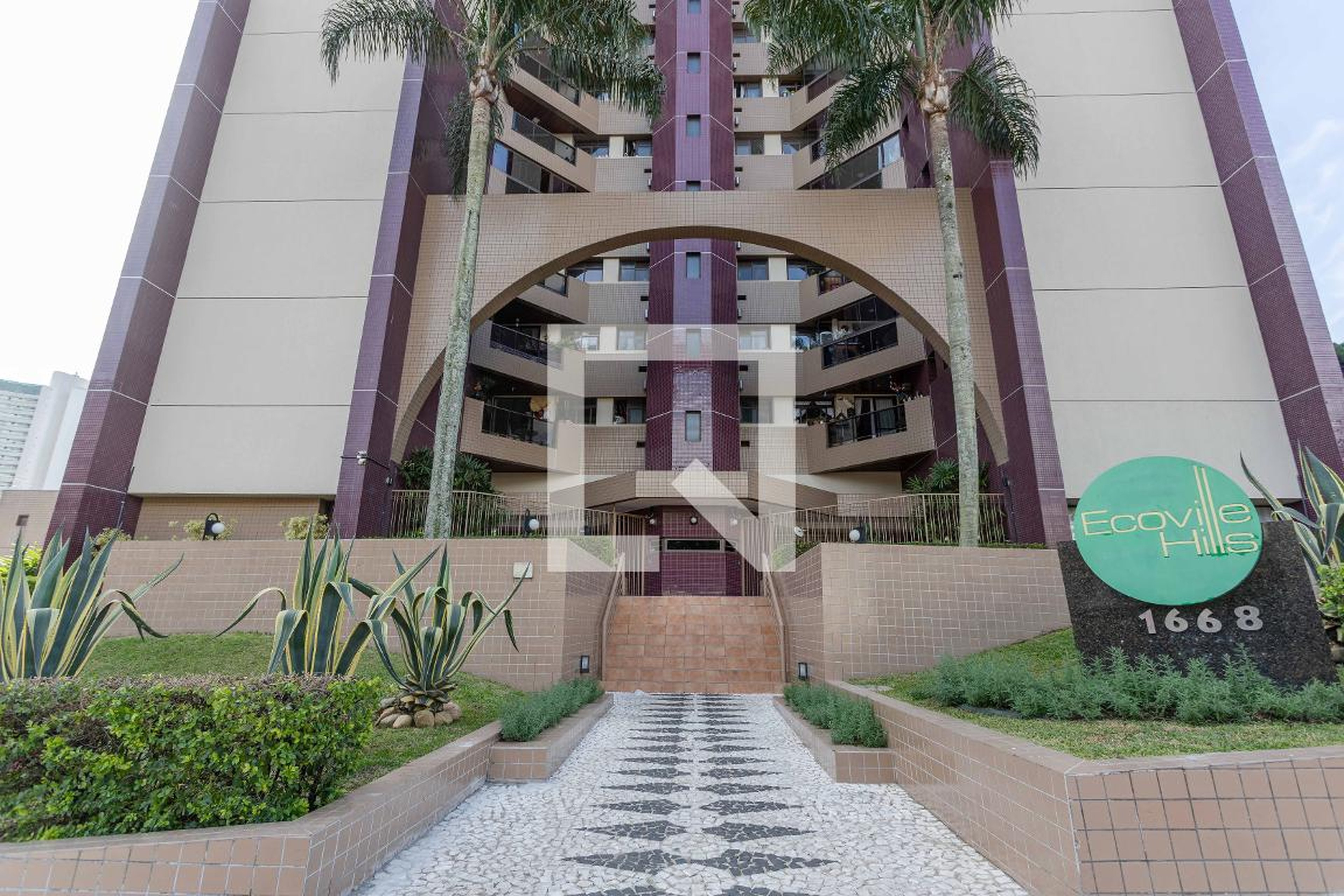 Fachada Condomínio Ecoville Hills