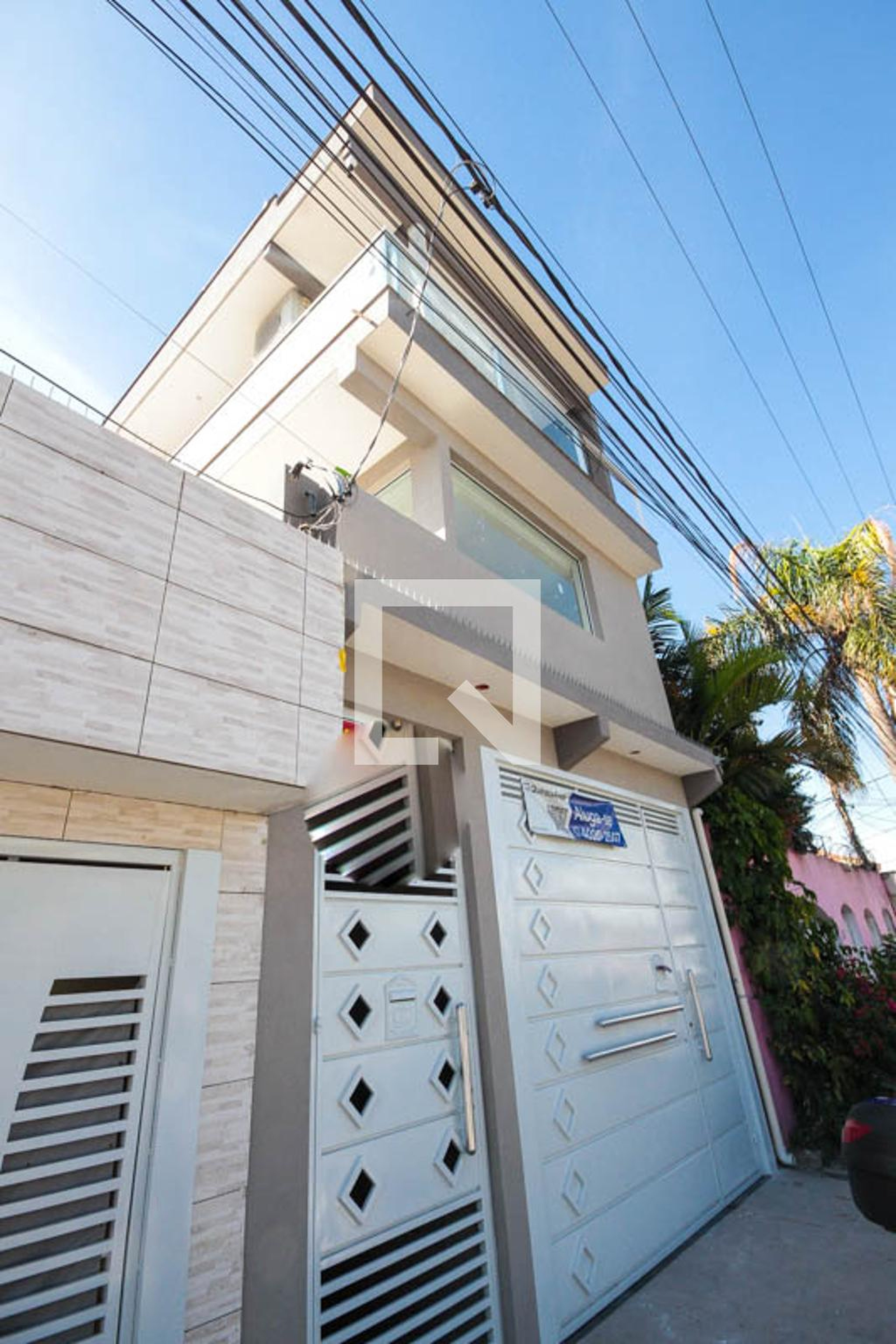 Fachada Condomínio em Rua Alto Belo, 501