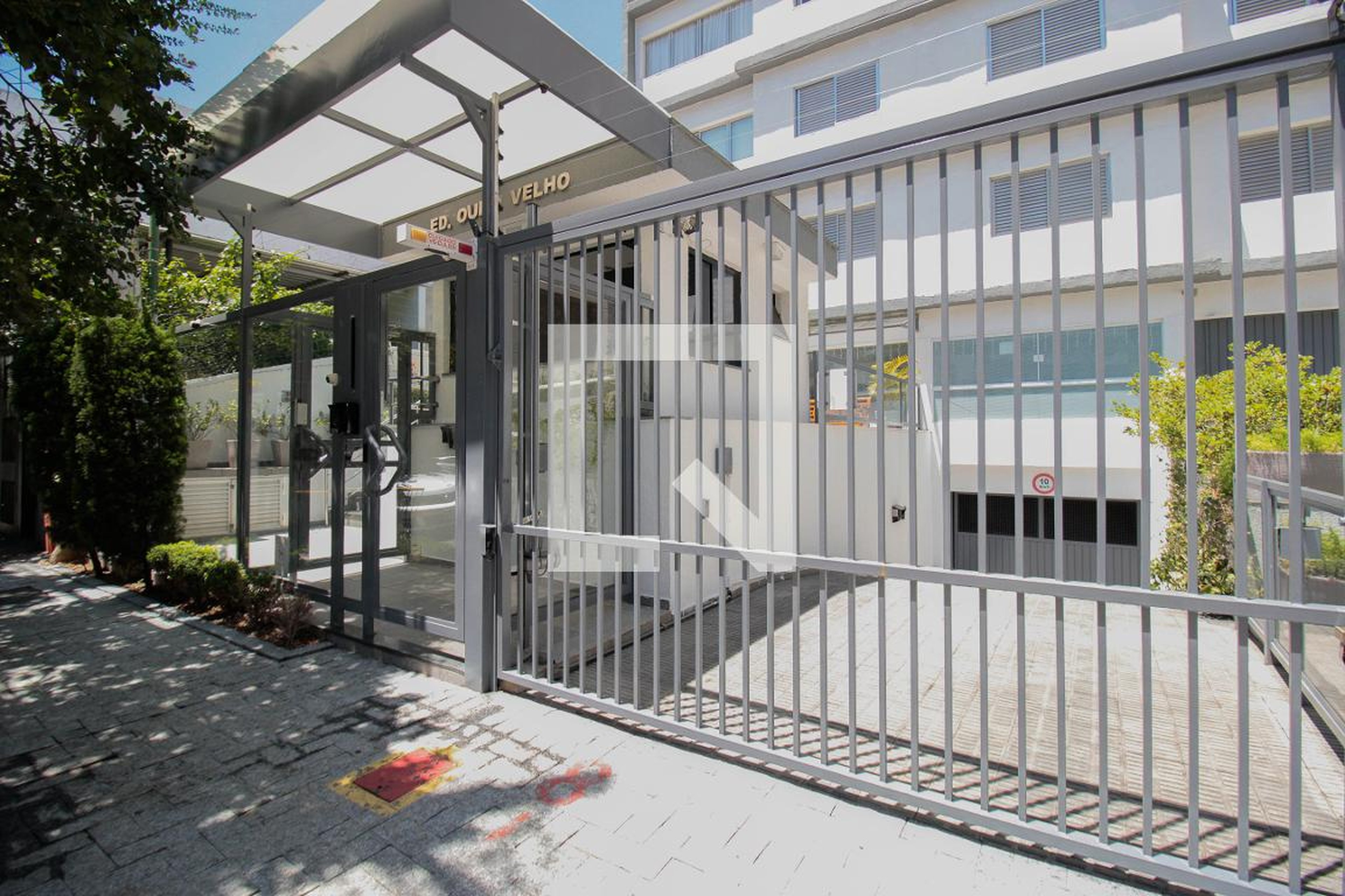 Fachada Condomínio Ouro Velho