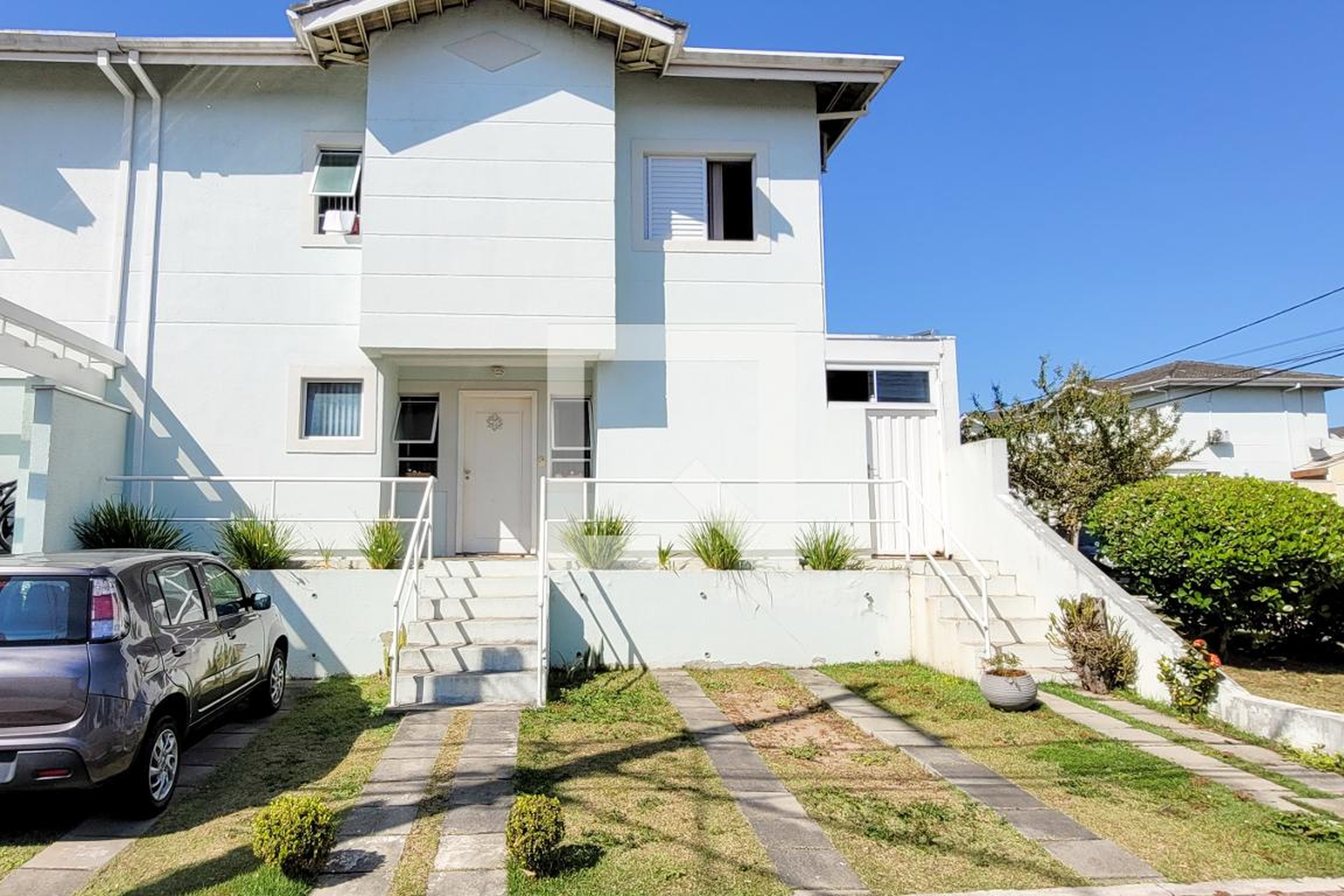 Fachada Condomínio em Avenida Cléo de Verberena, 367