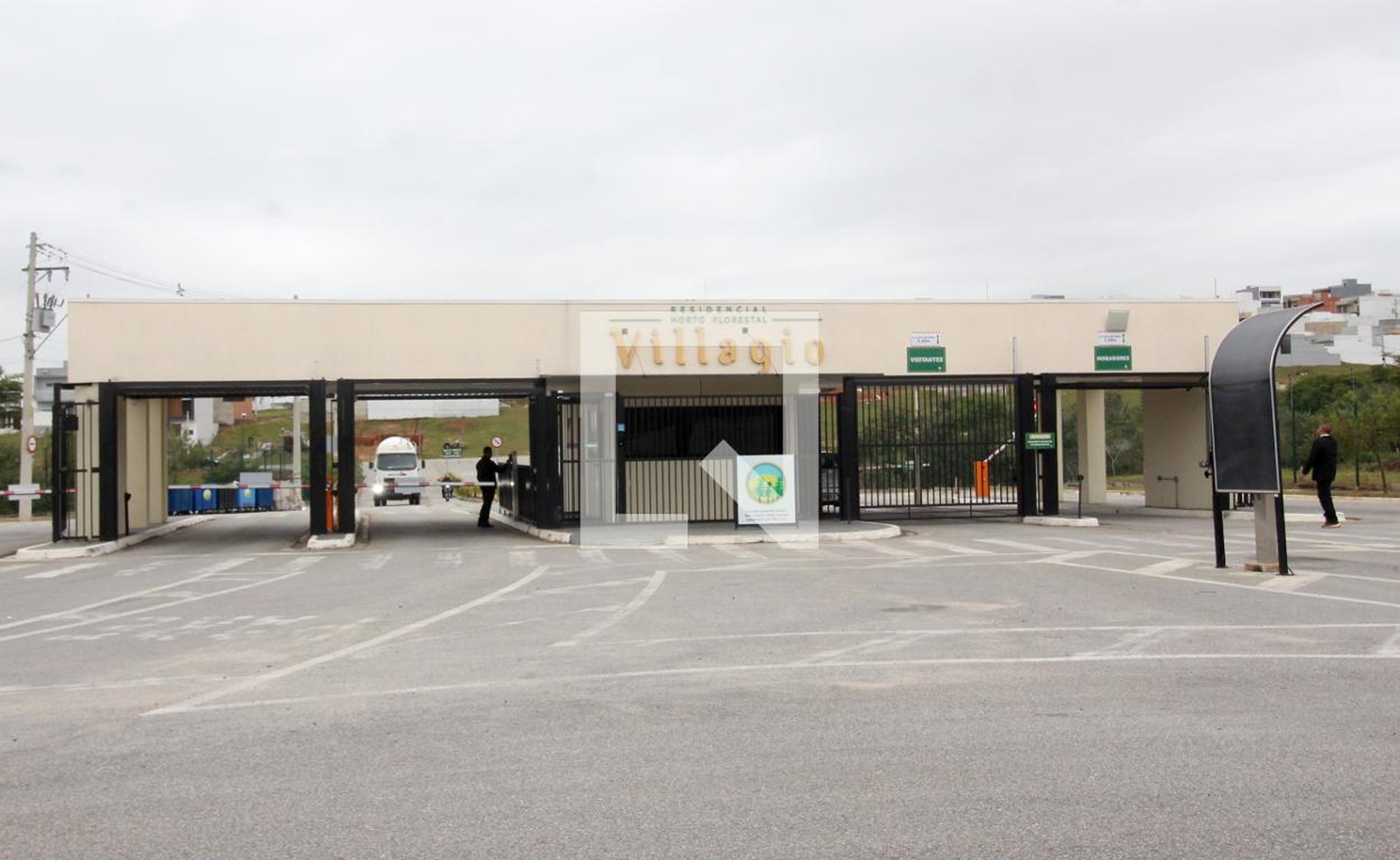 Fachada do Condomínio Condomínio Horto Florestal Villagio