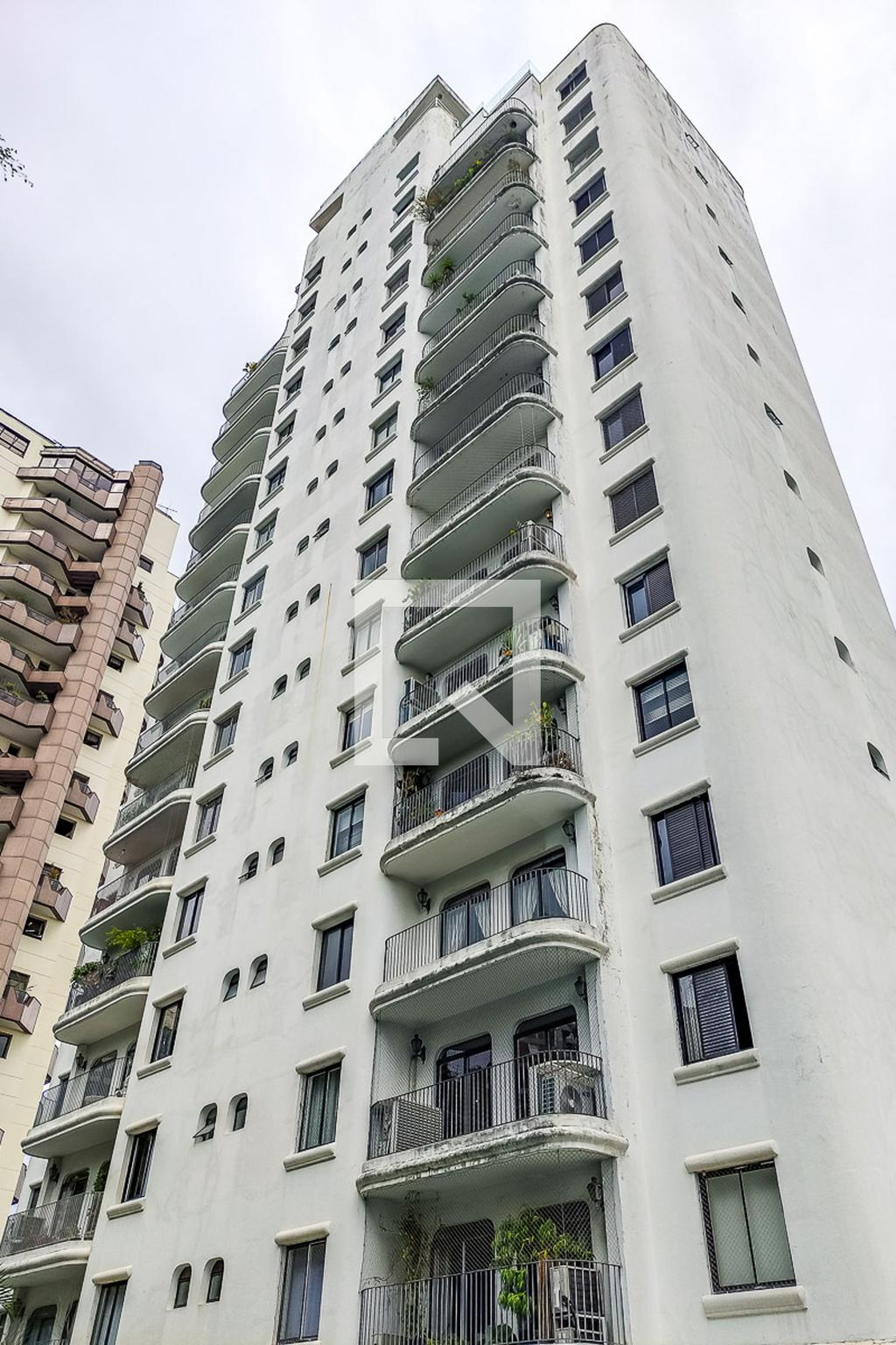 Fachada Condomínio Visconde de Malta