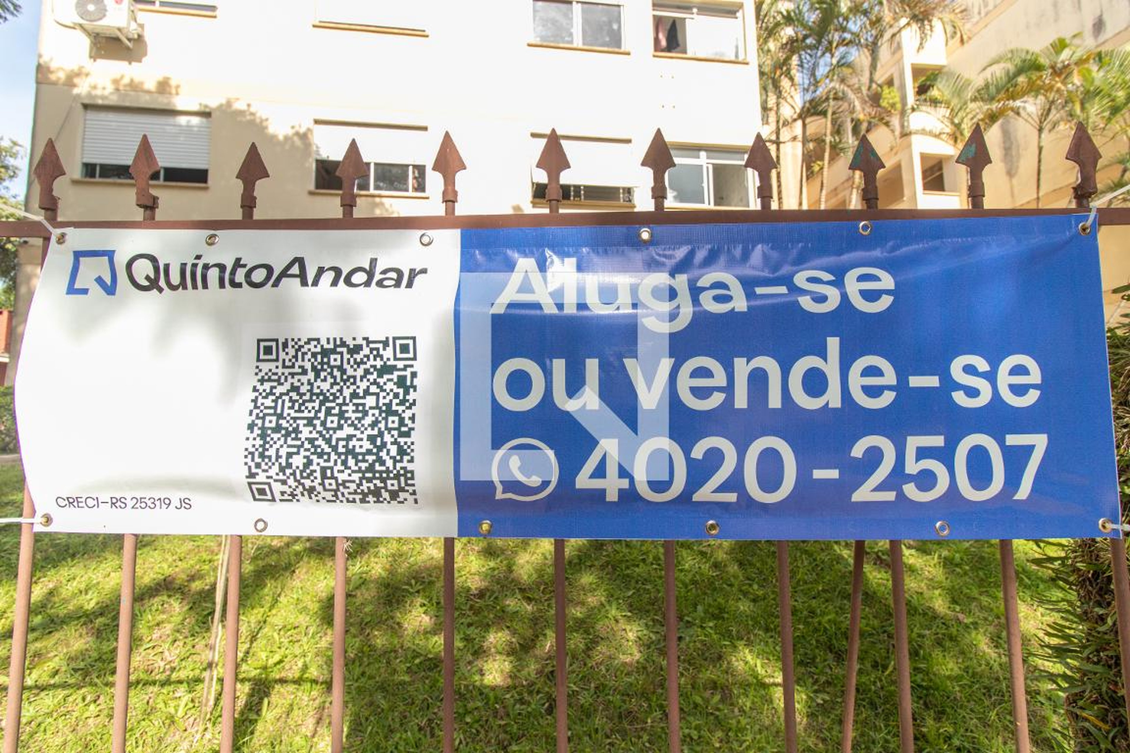 Área Externa Condomínio Mario Quintana