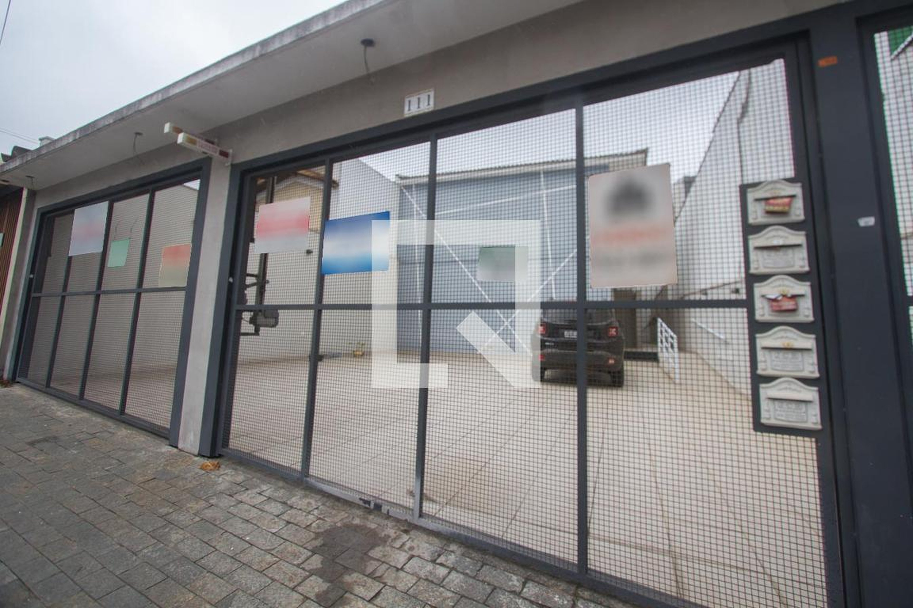 Fachada Condomínio em Rua Ada Negri, 111