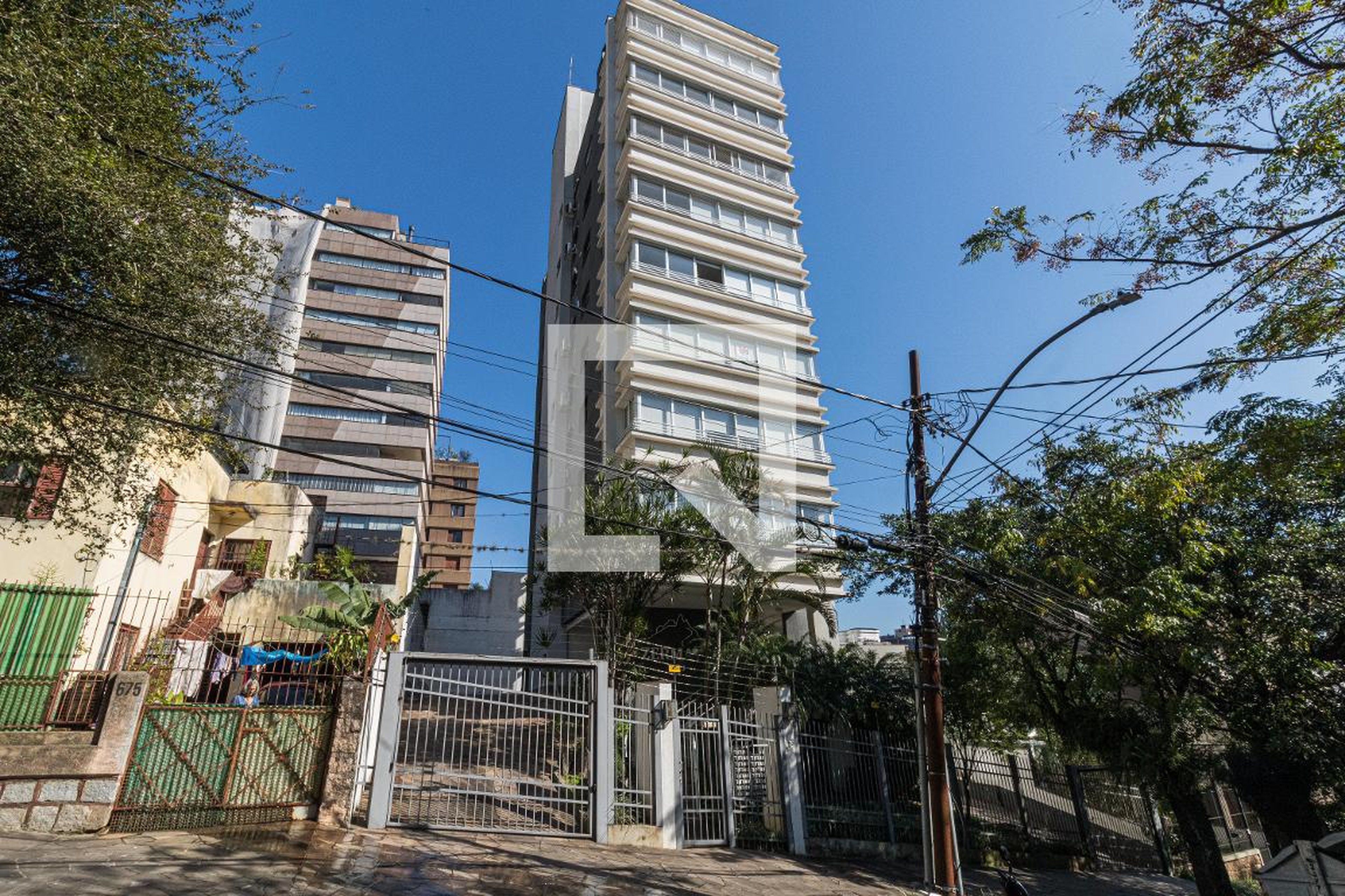 Fachada do Prédio Condomínio Zermatt