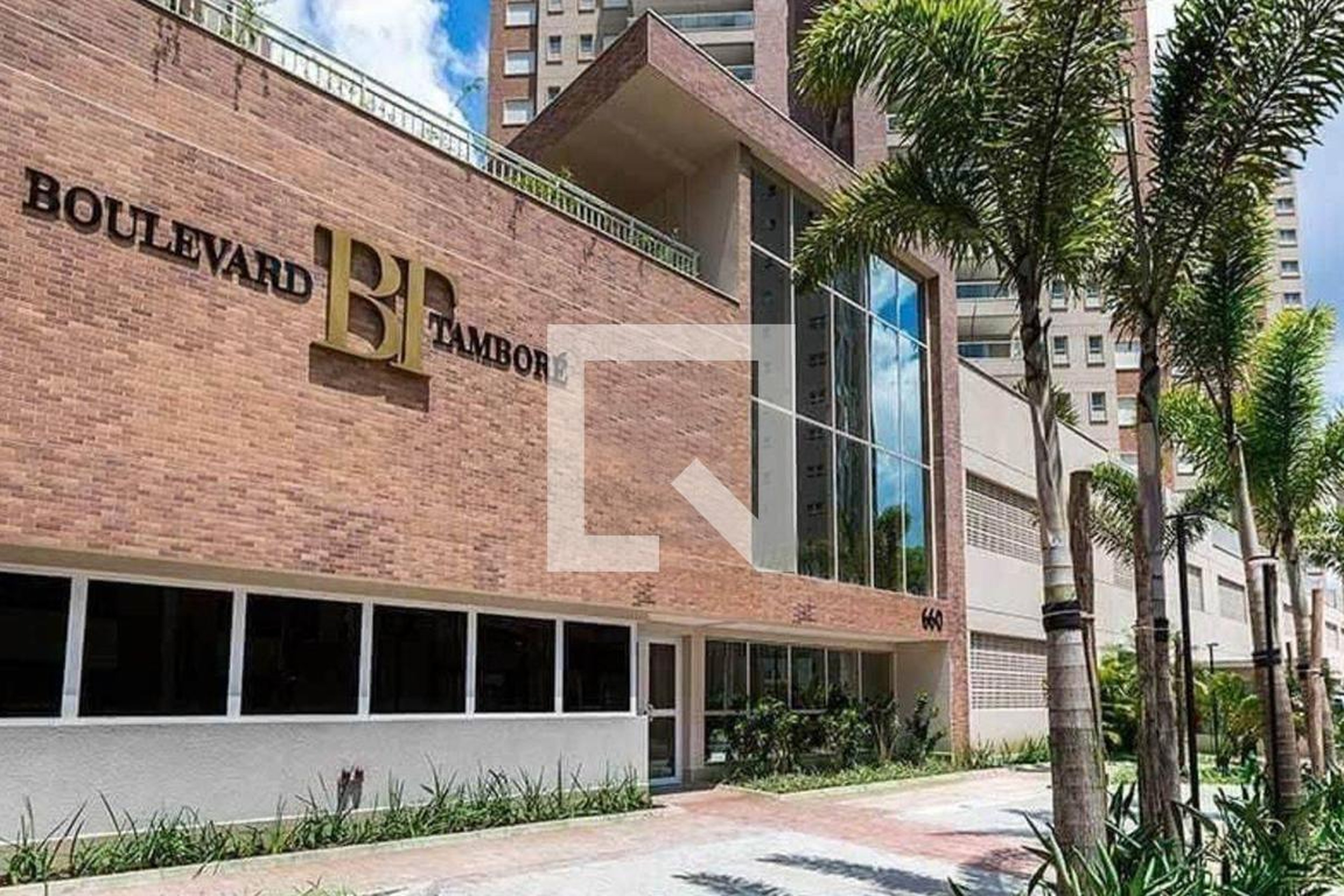 Fachada do Condomínio Condomínio Boulevard Tamboré