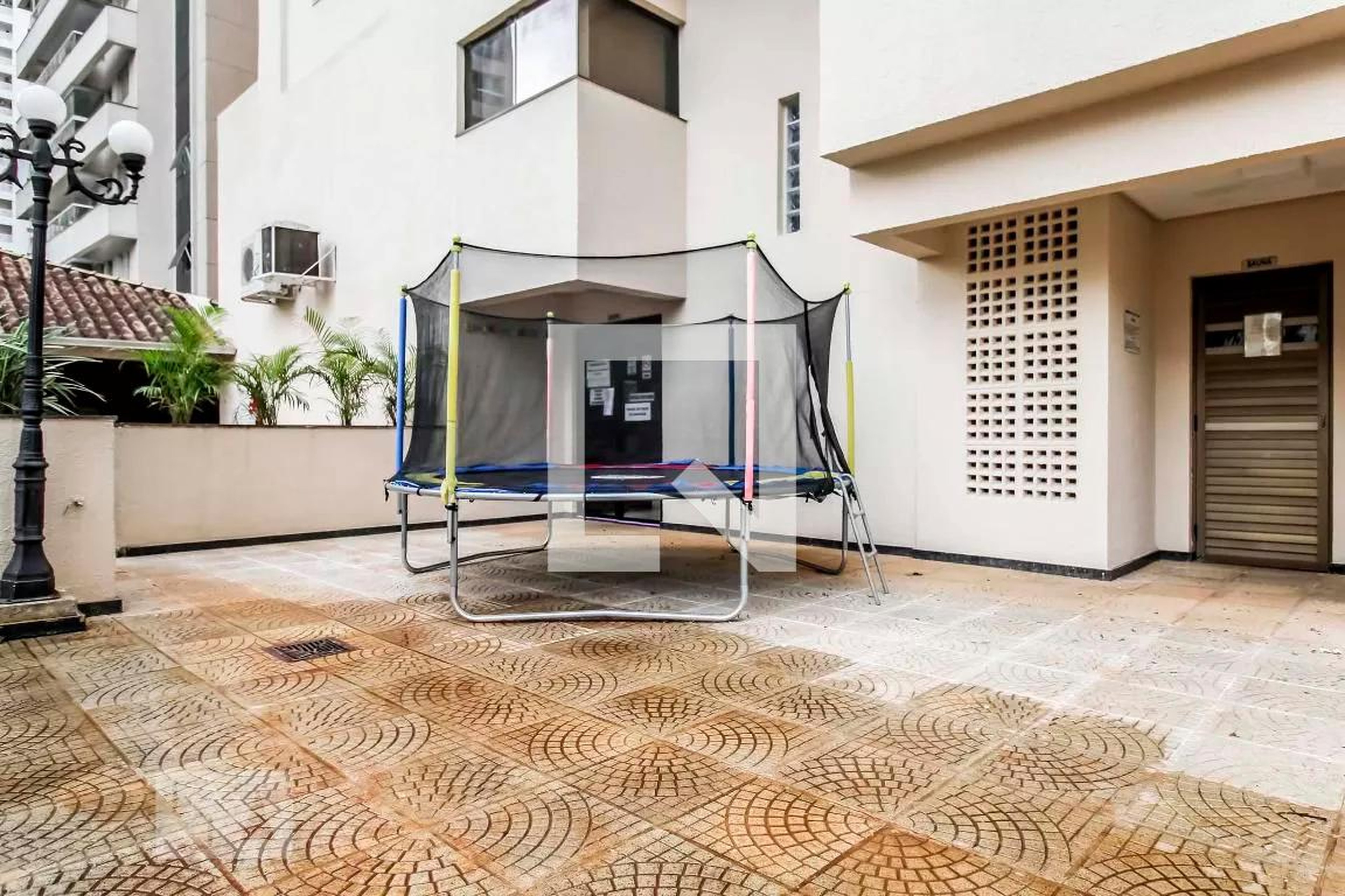 Playground - Borges Landeiro Orient