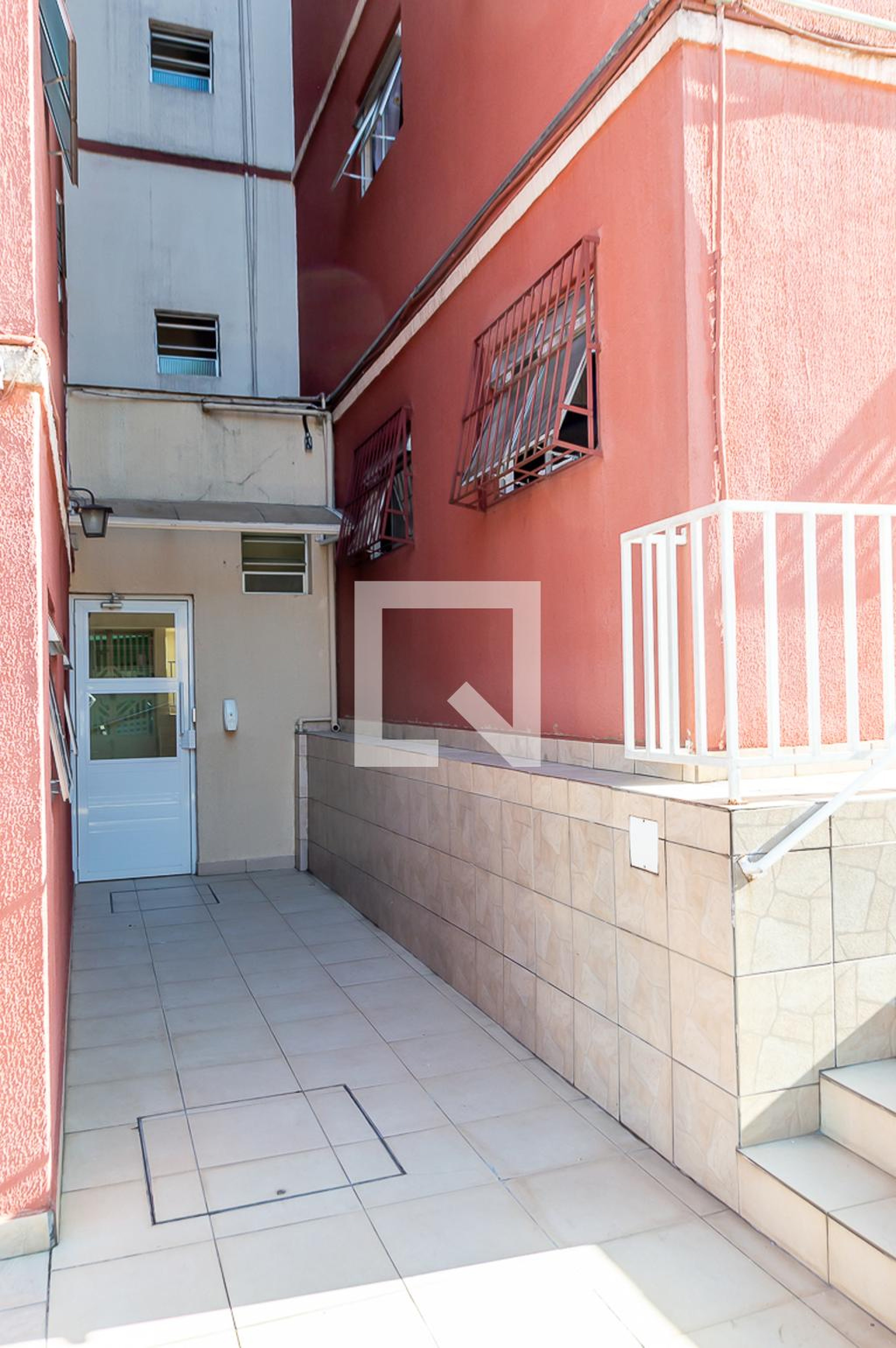 Hall de Entrada Condomínio em Rua Papa Paulo VI, 387