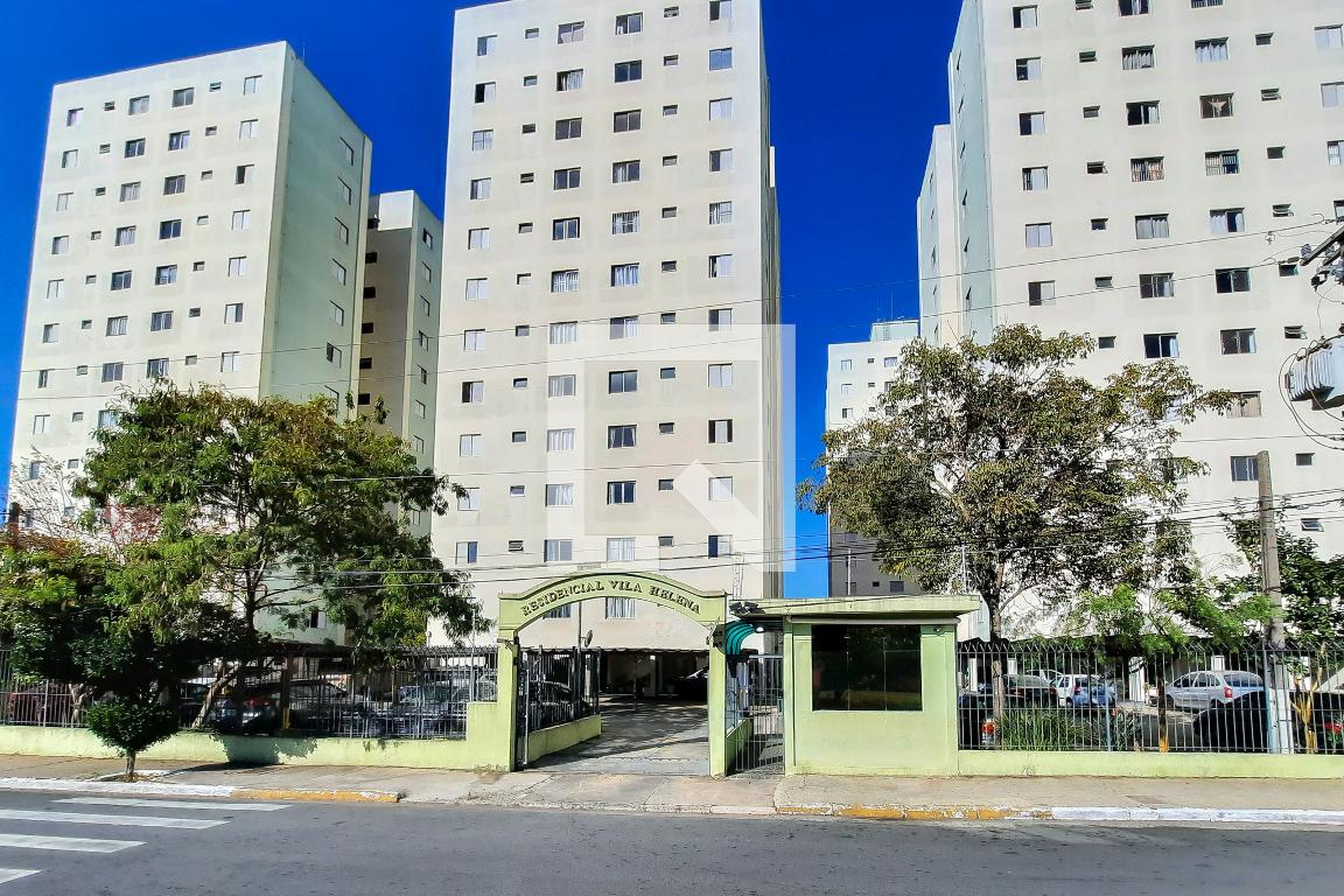 Fachada do Condomínio Condomínio Vila Helena