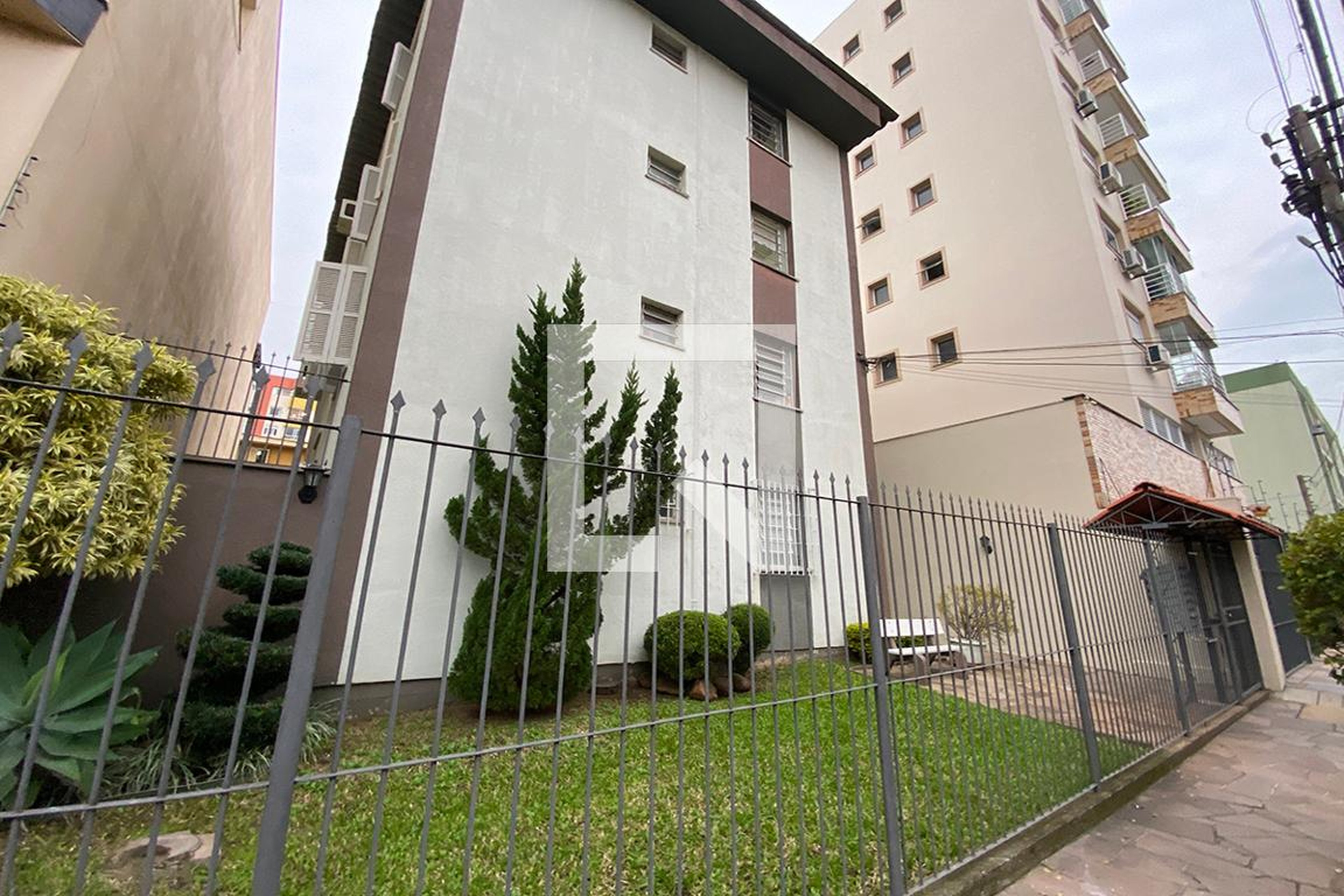 Fachada do Prédio Condomínio em Rua Flôres da Cunha, 534