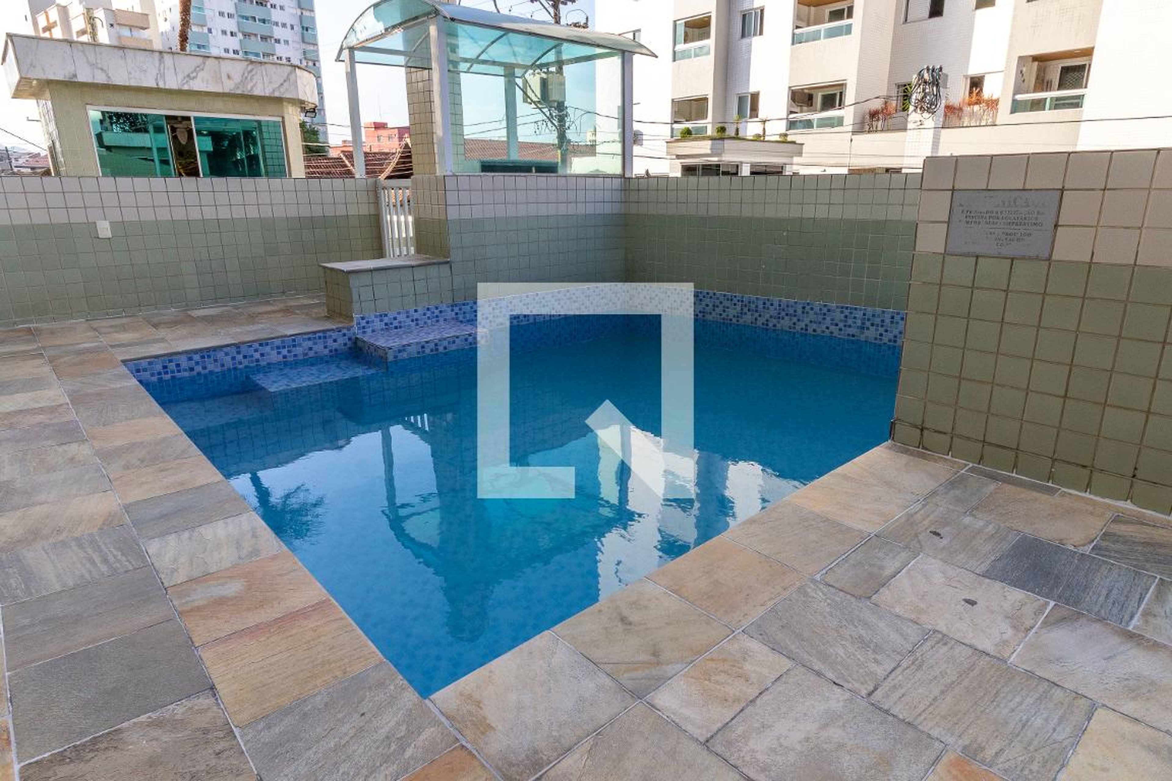 Piscina - Henrique Magno