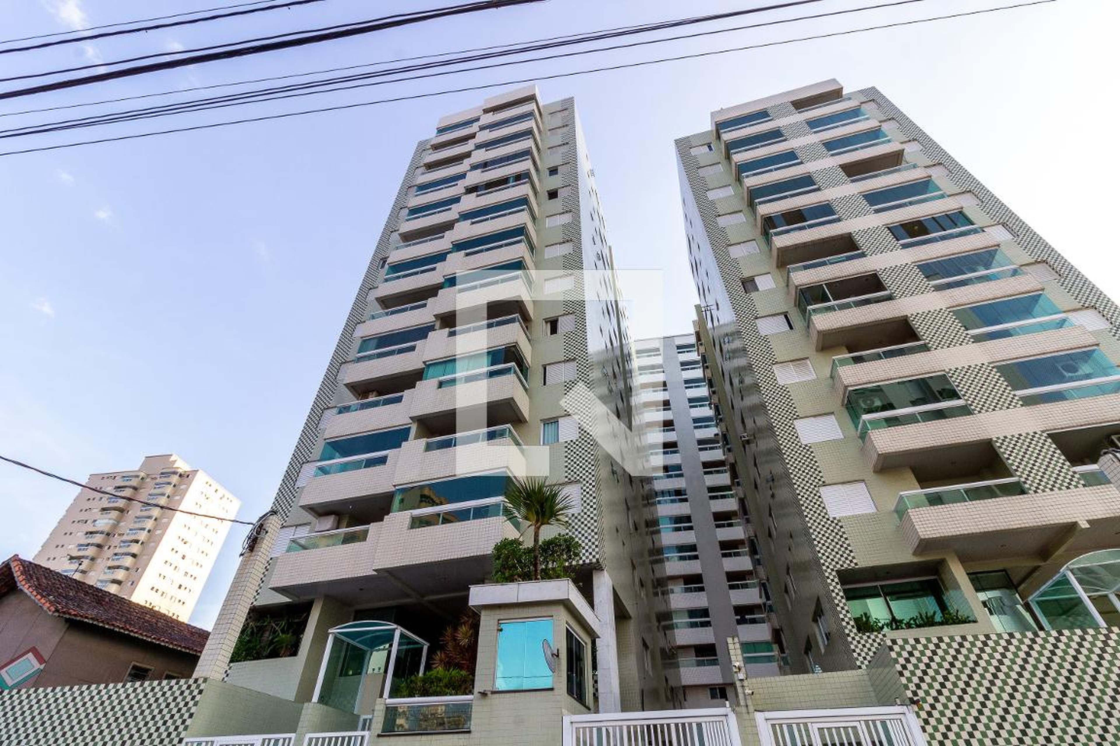 Fachada Condomínio Henrique Magno