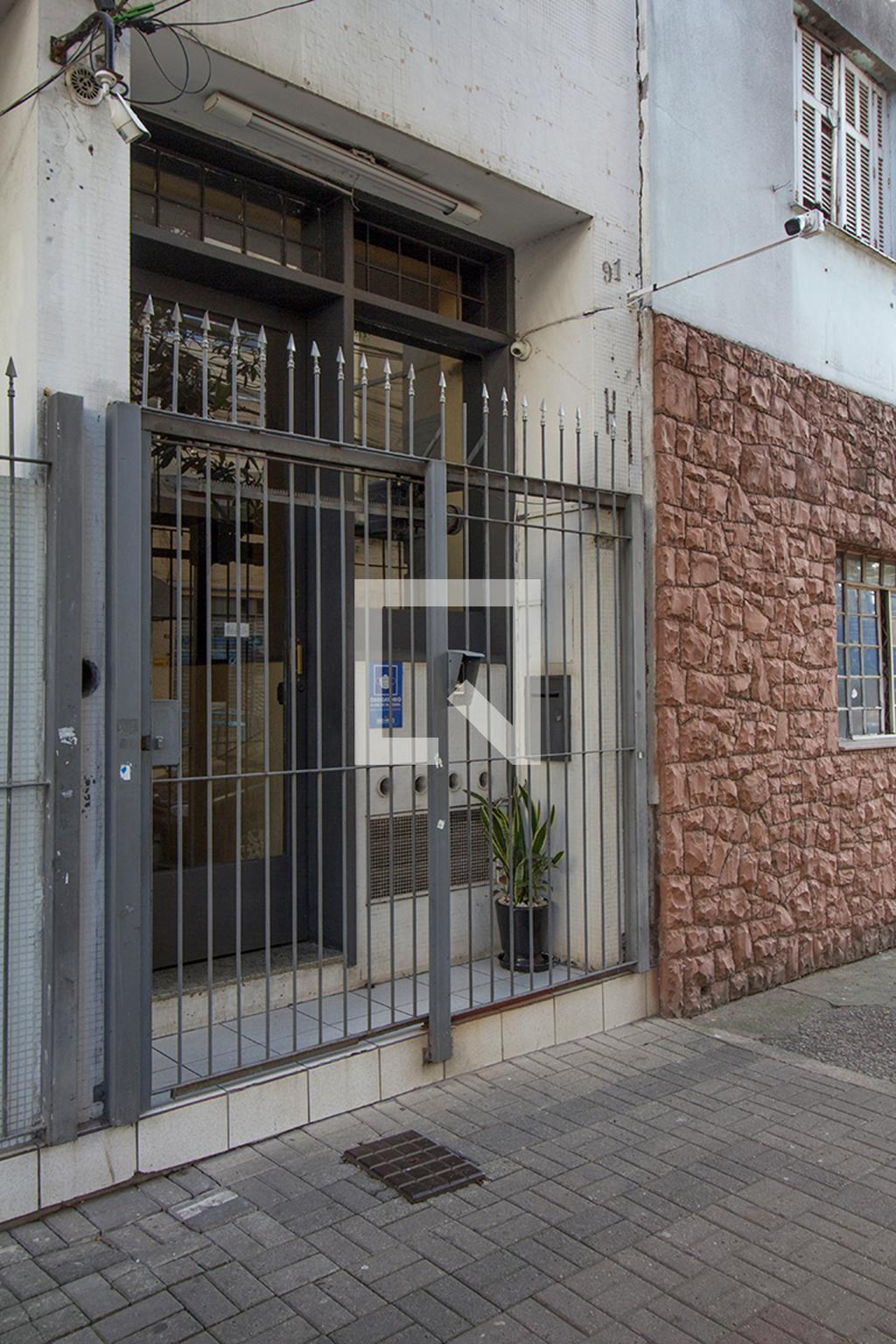 Entrada - Edifício Araucária