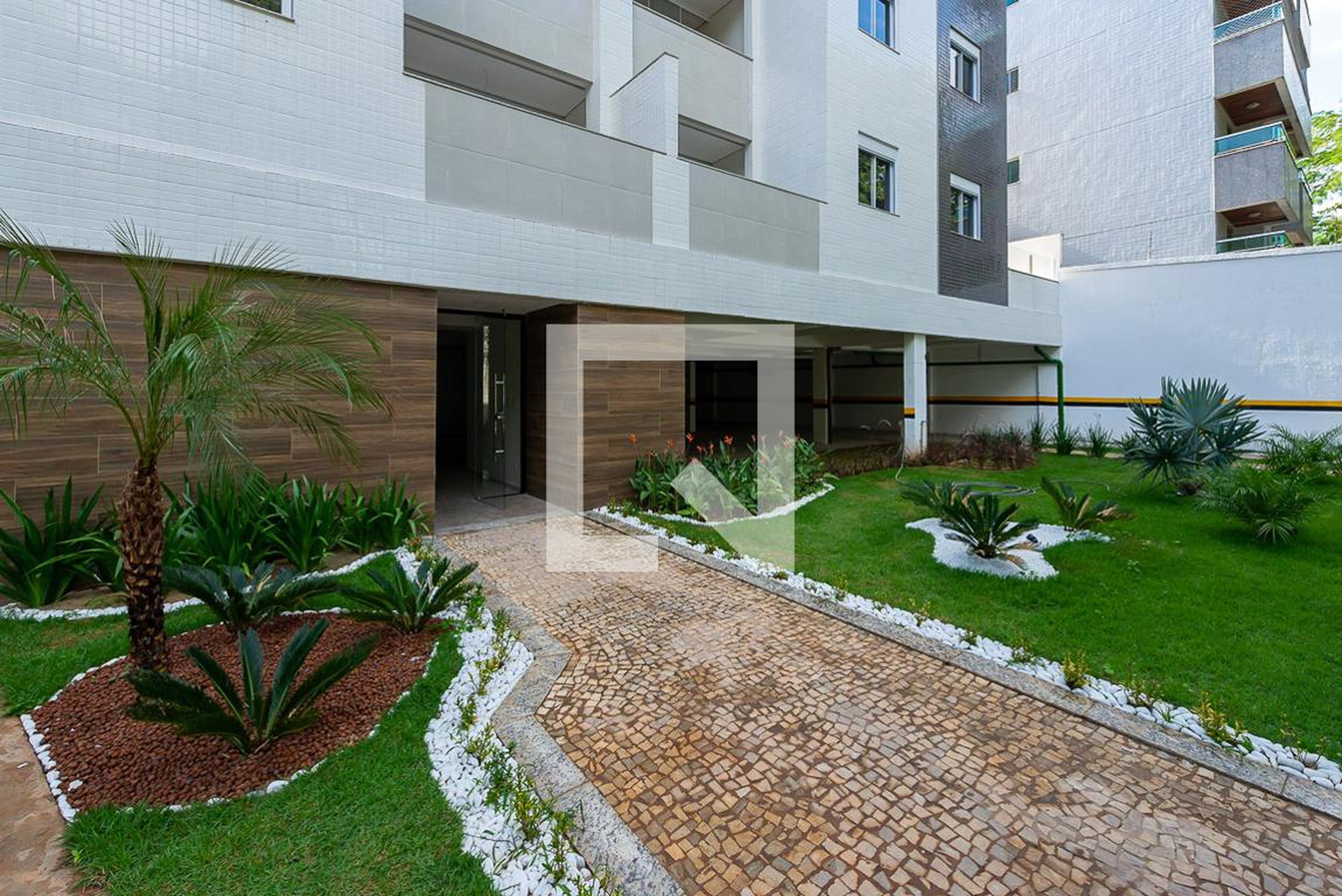 Entrada - Edifício Viena