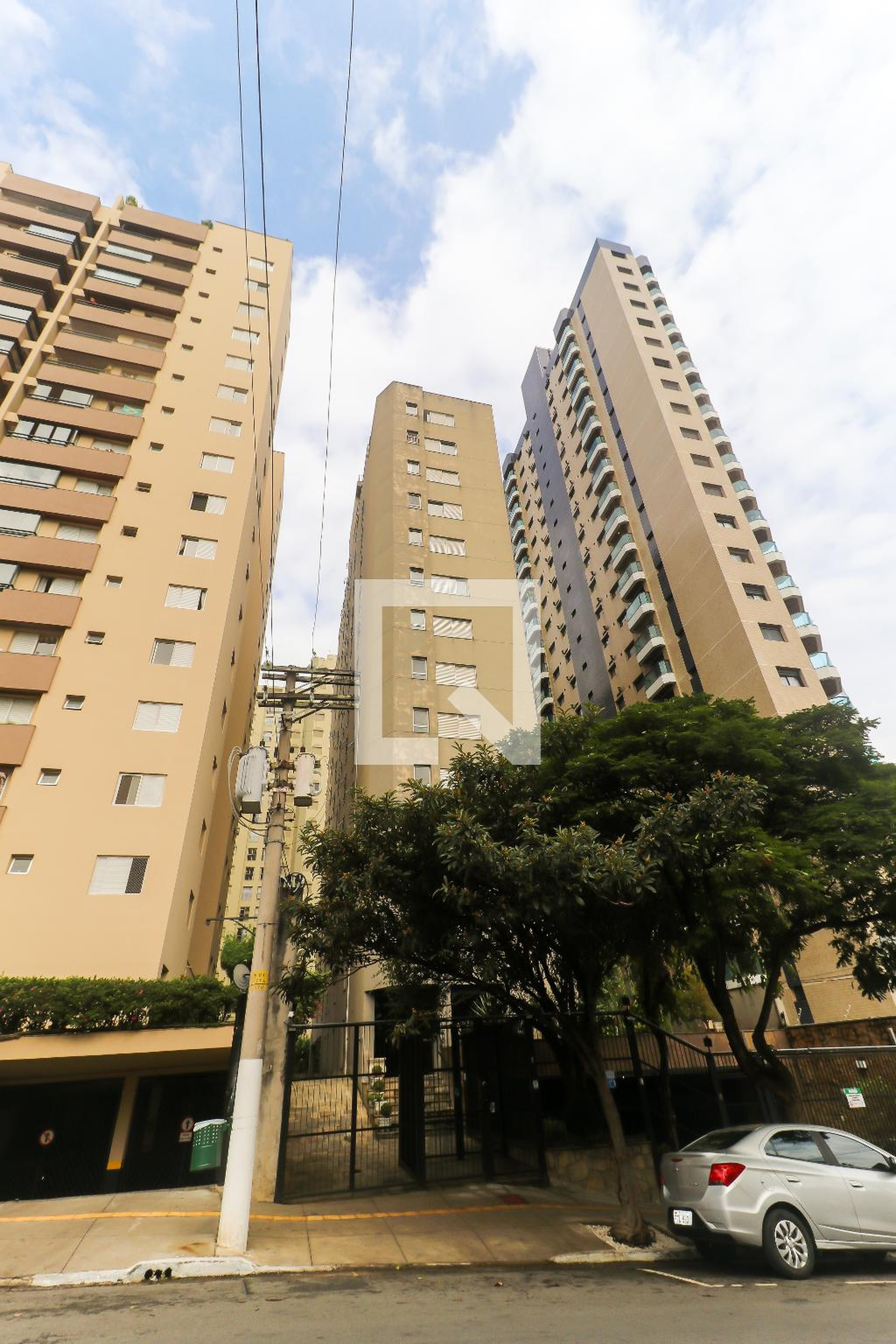 Fachada do Condomínio Condomínio San Diego