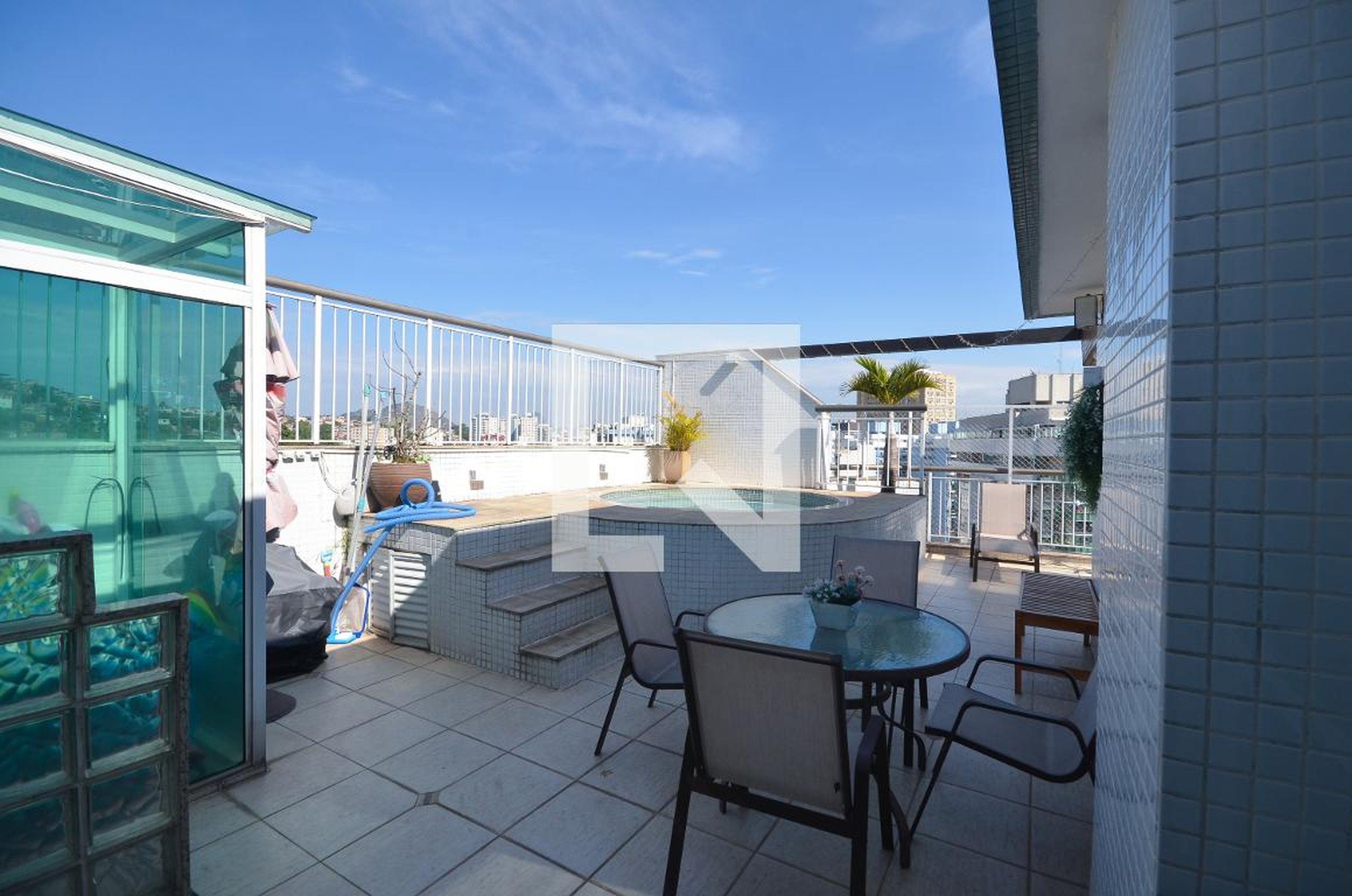 Piscina - Calle Sevilla