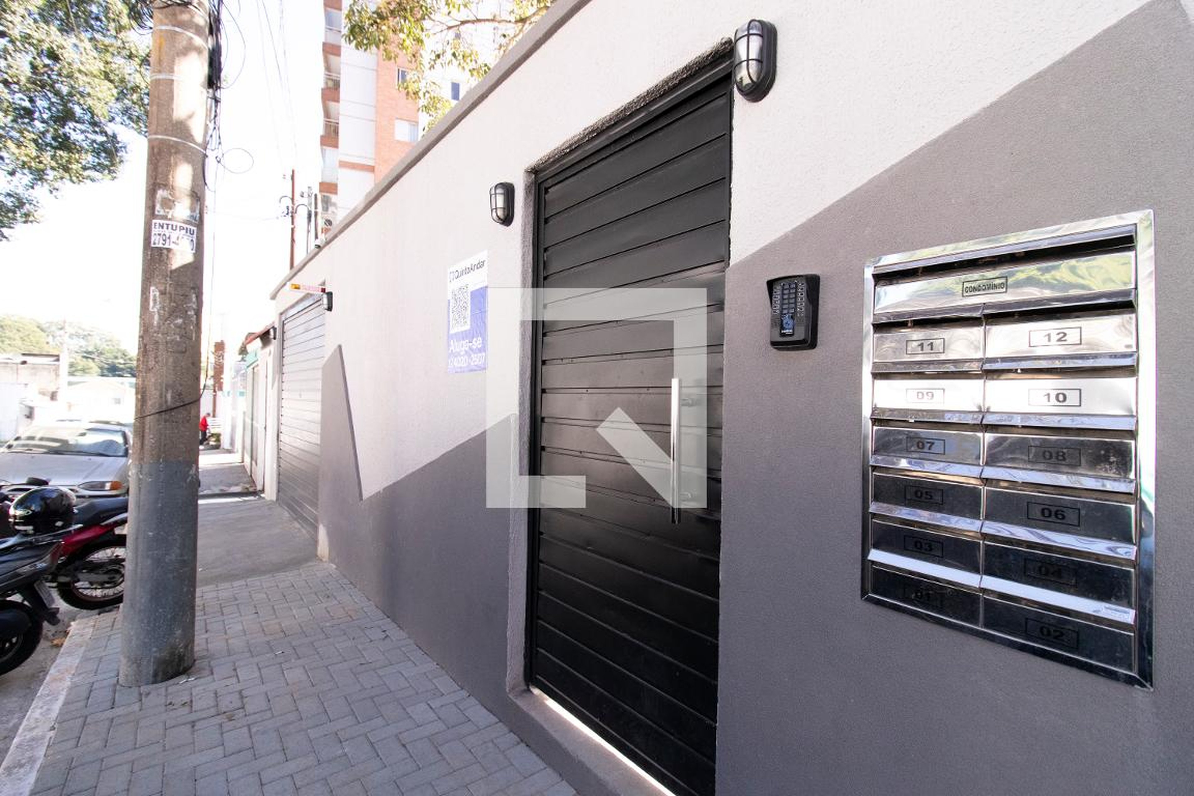 Fachada do Condomínio Condomínio Leocádia