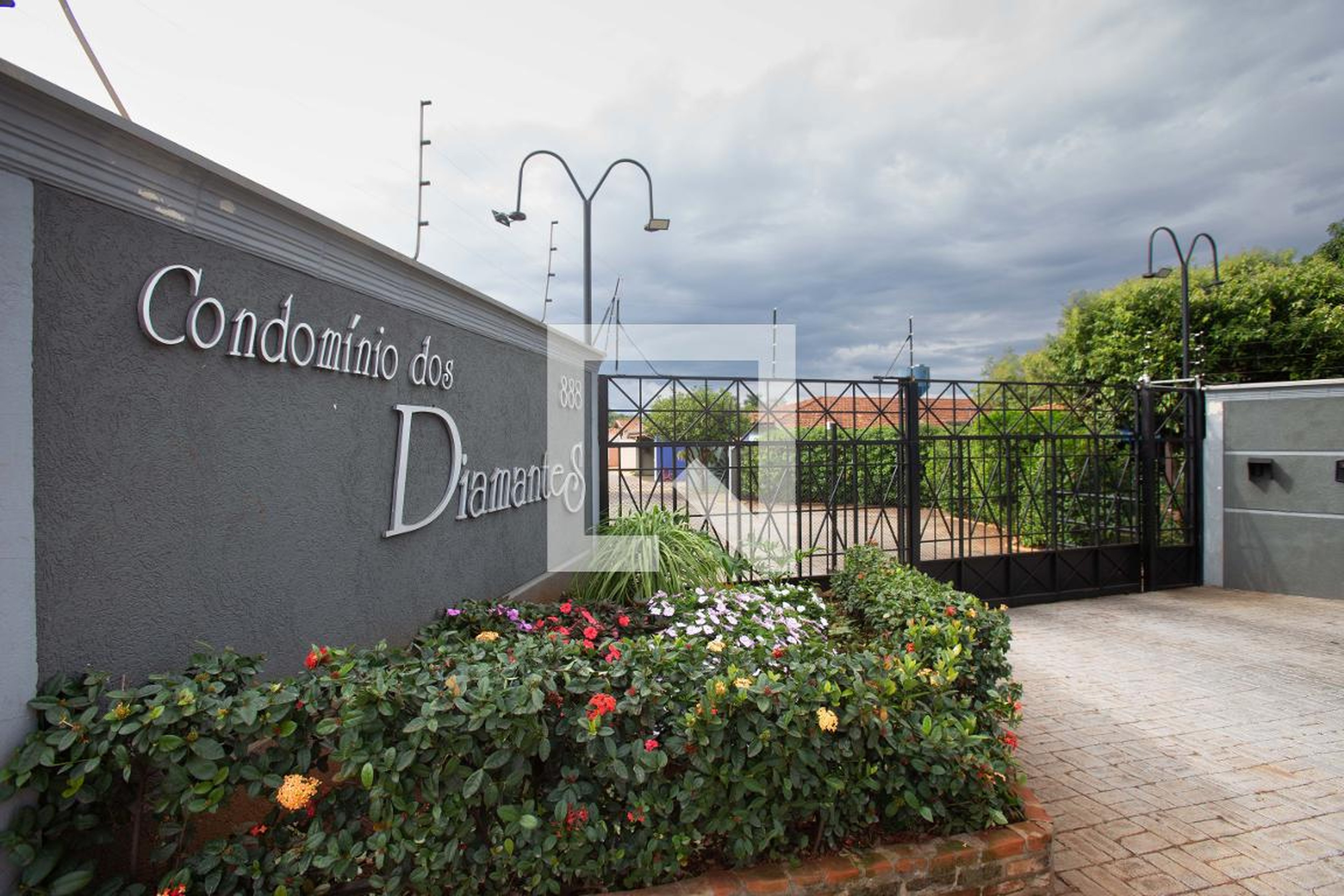 Fachada Condomínio Diamantes