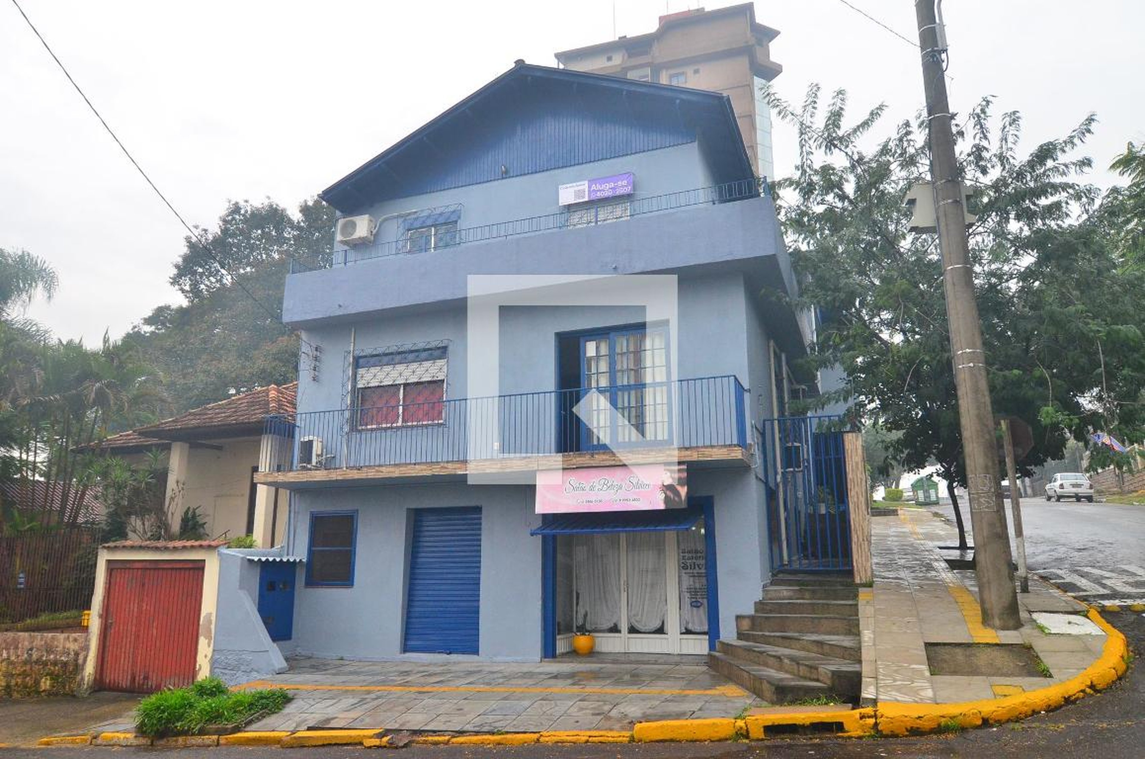 Fachada Condomínio em Rua Caetés, 211