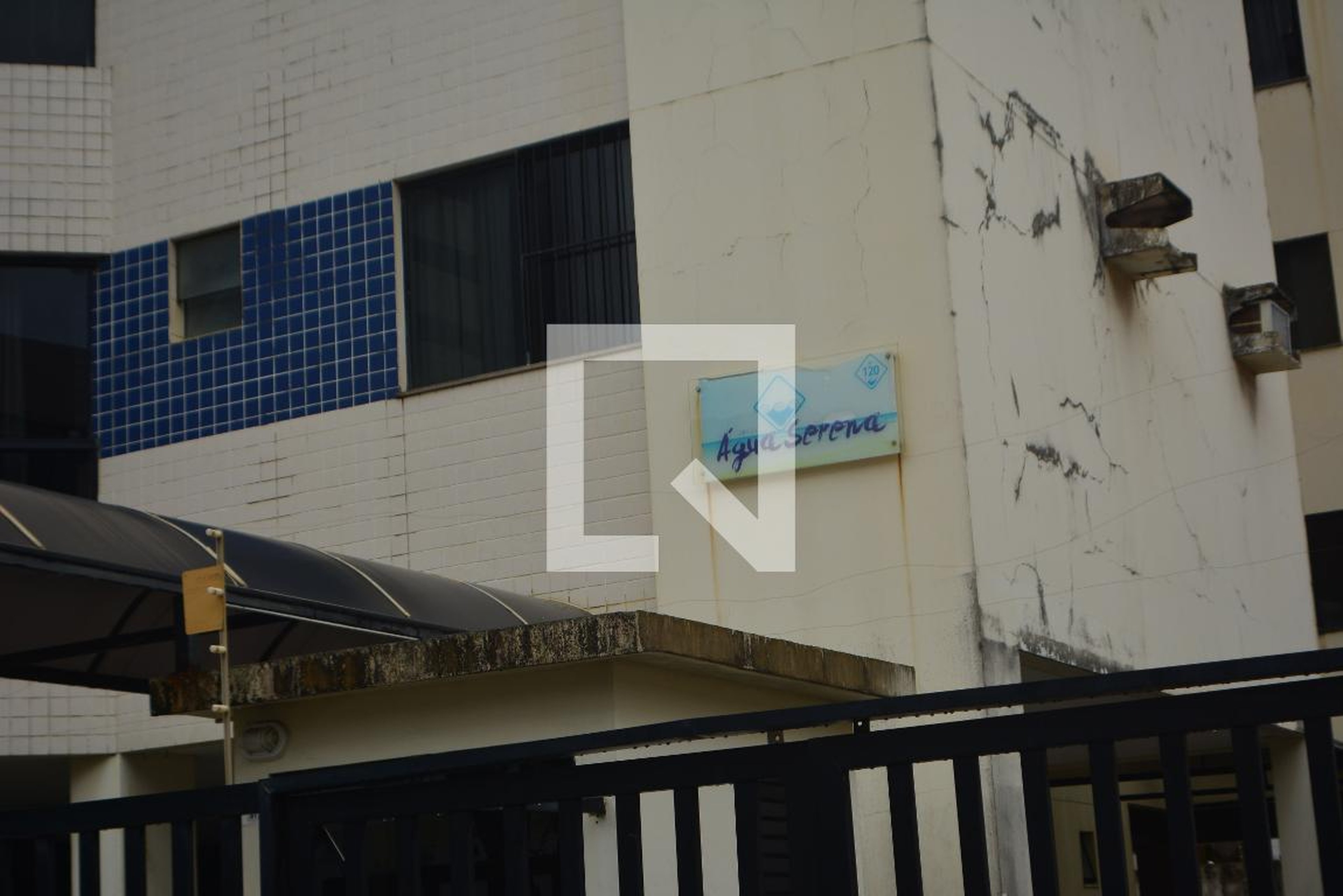 Fachada Condomínio em Rua Vicente Batalha, 120