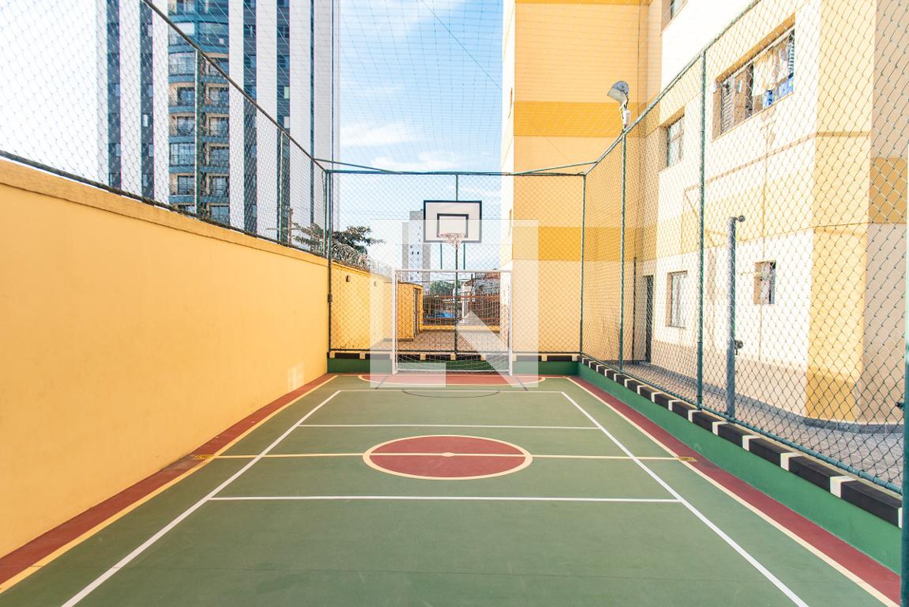 Quadra poliesportiva - Península Ibérica