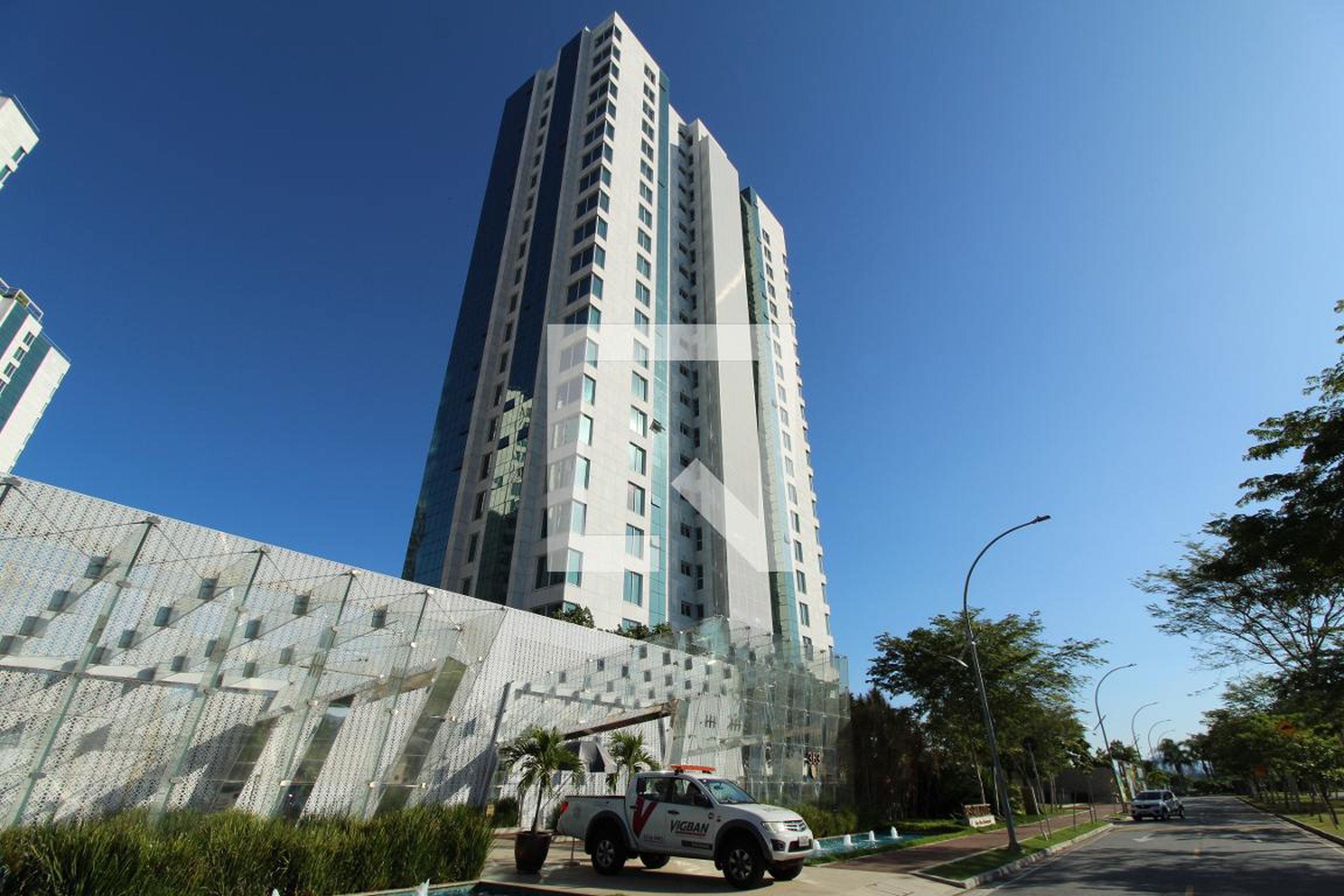 Fachada do Condomínio Condomínio Riserva Golf Vista Mare Residenziale