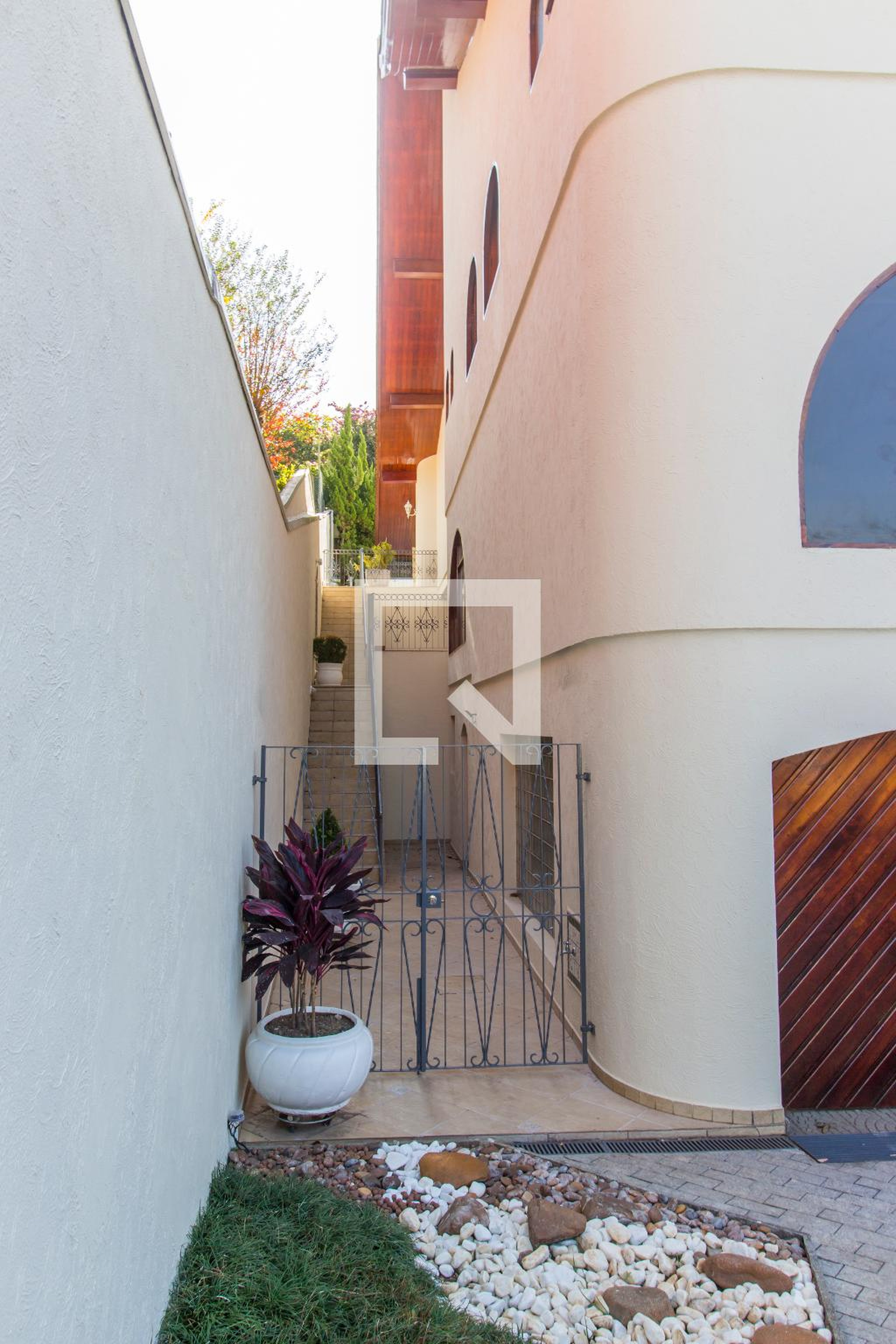 Entrada Residencial Alphaville 10