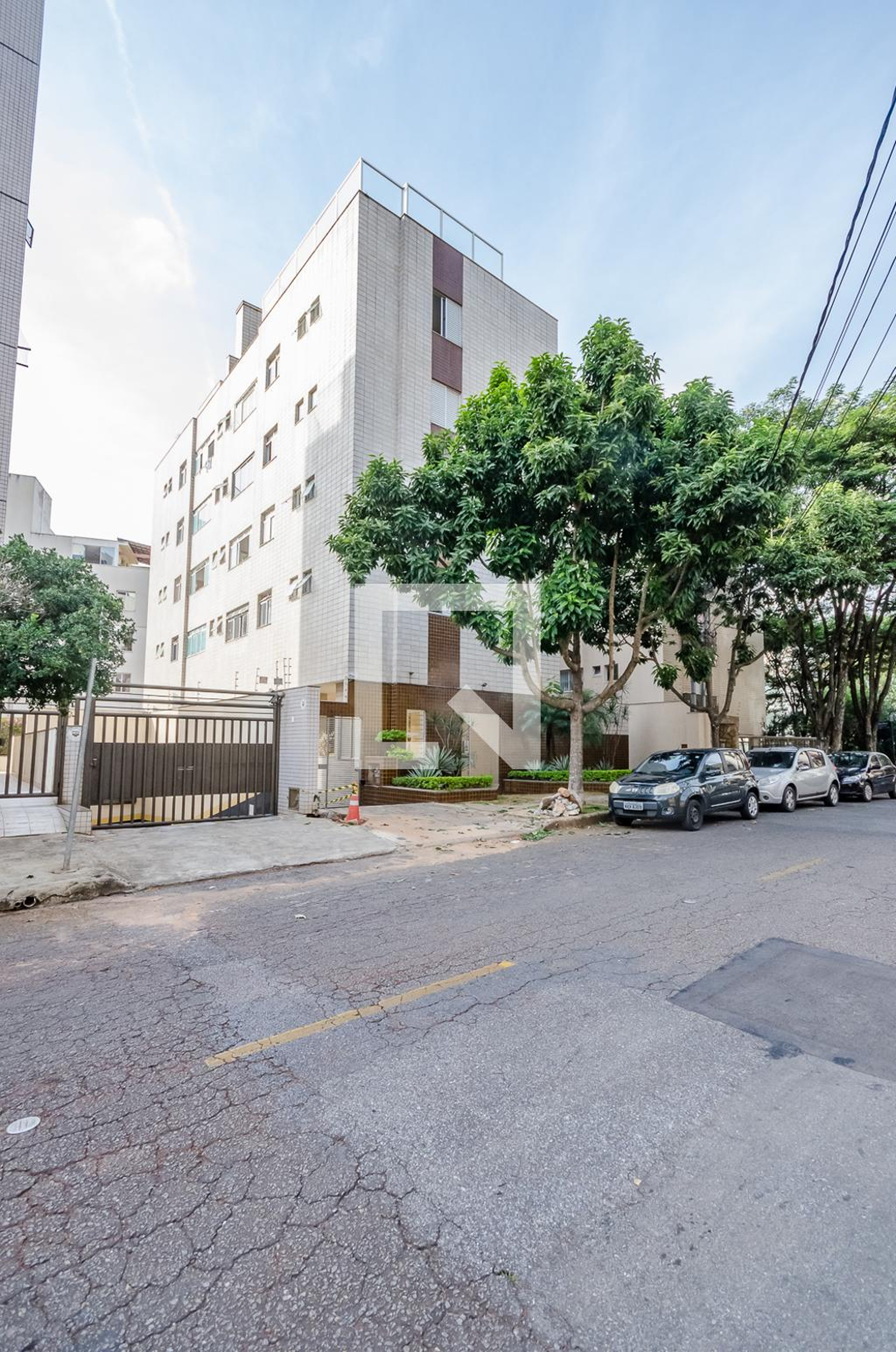 Fachada Condomínio em Rua Rubéns Carvalho de Andrade, 117