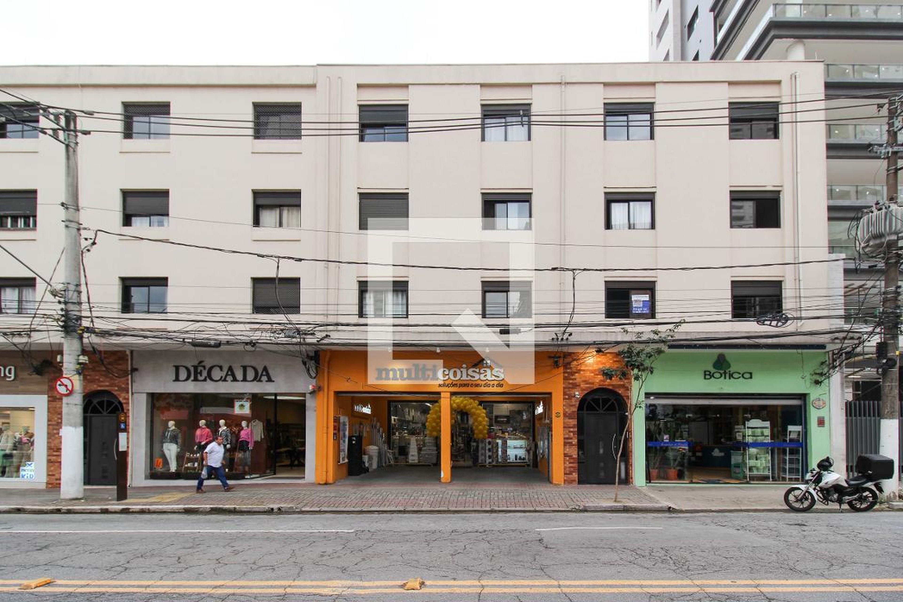 Fachada do Prédio Condomínio em Rua Afonso Braz, 452