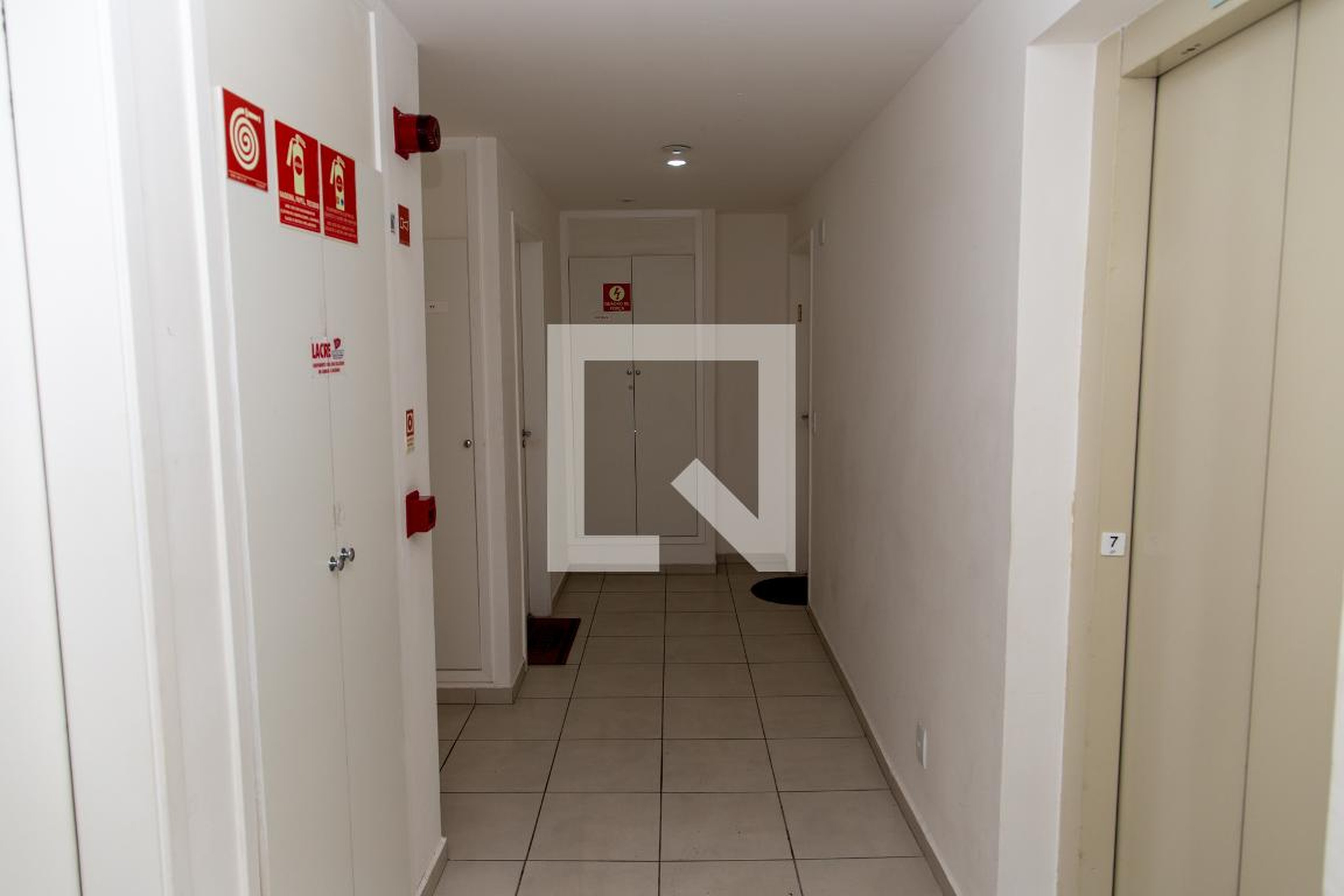 Hall de Entrada - Flex Imigrantes